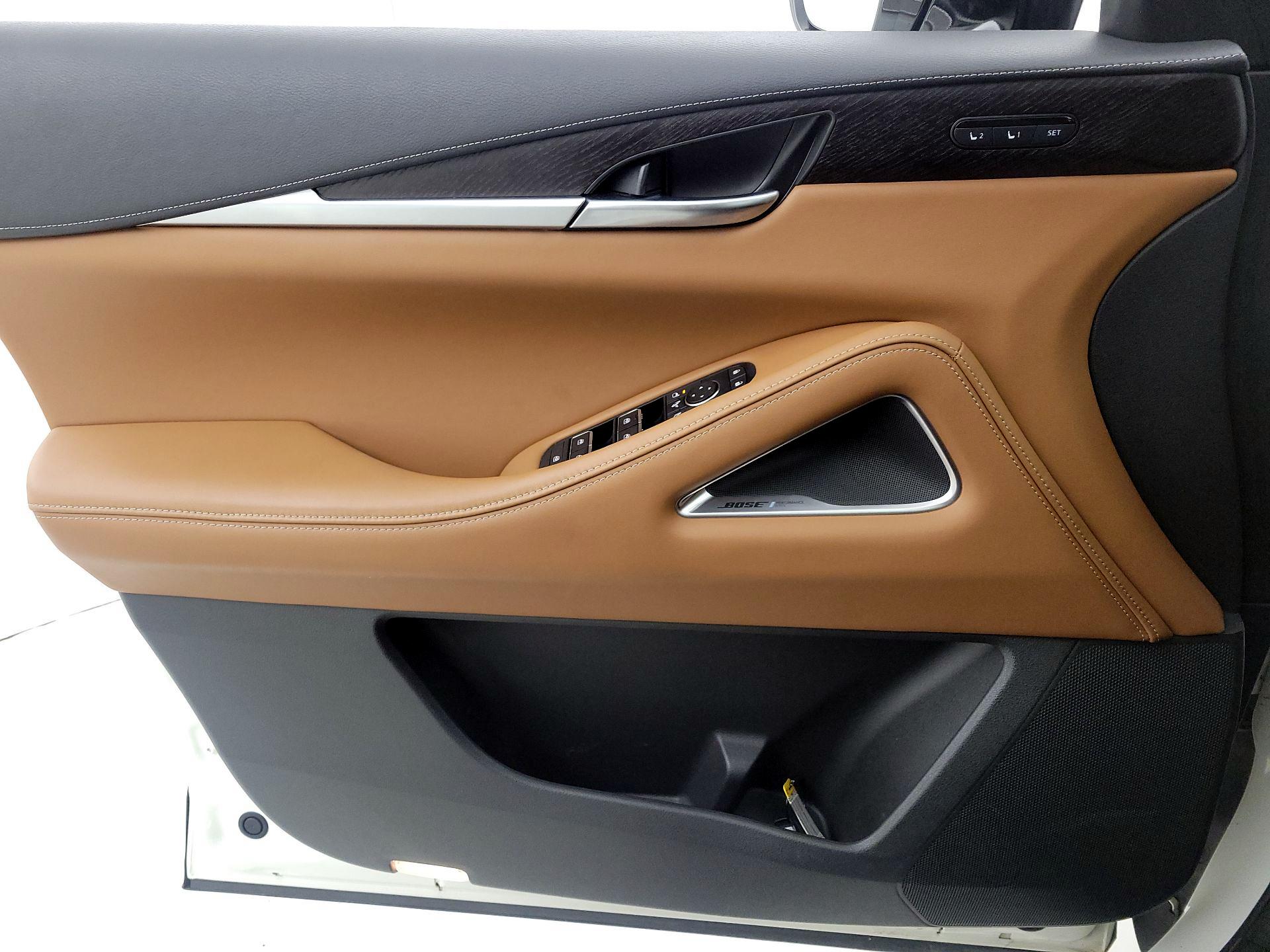 Thumbnail: 2023 INFINITI QX60 - 12