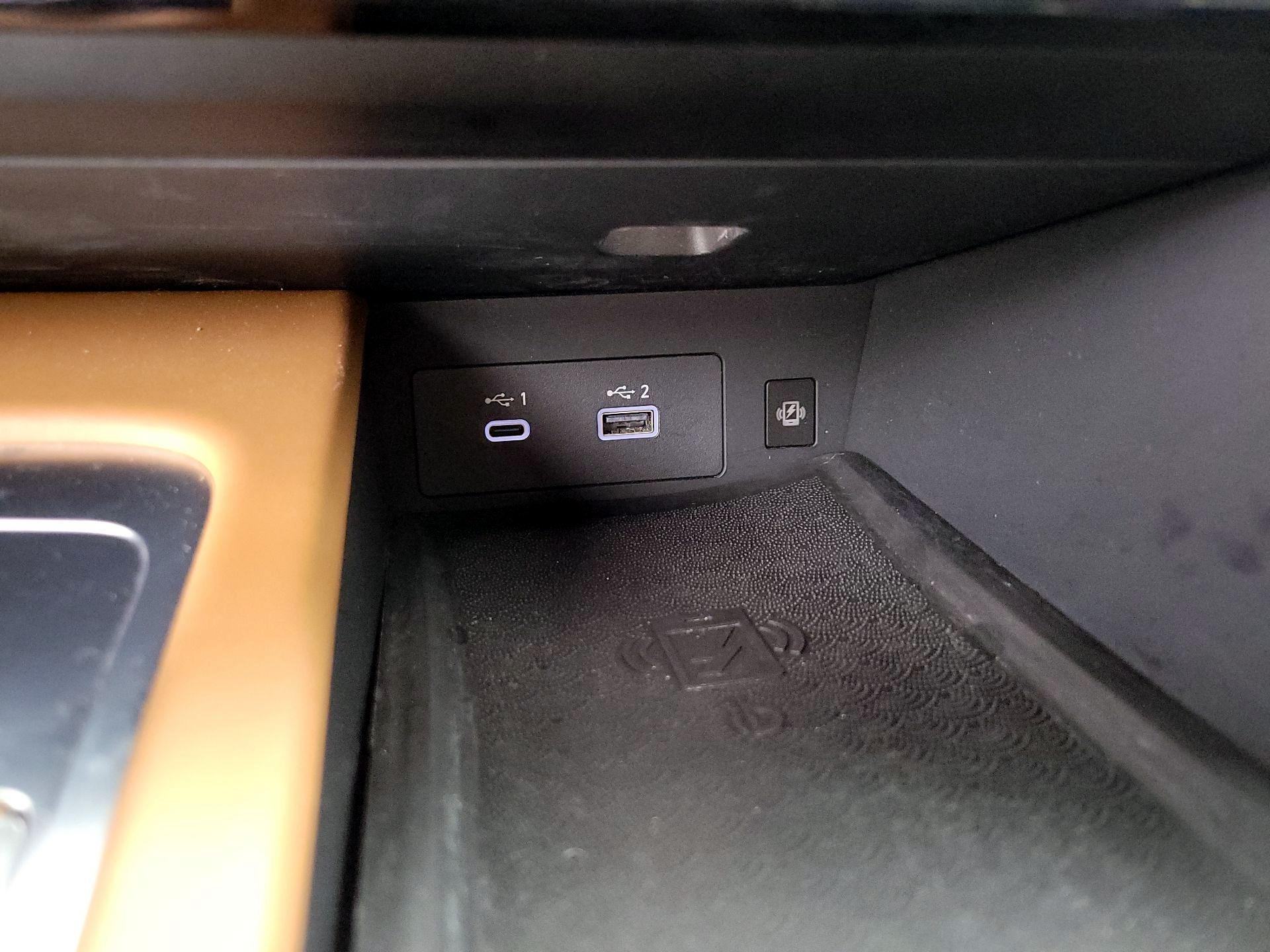 Thumbnail: 2023 INFINITI QX60 - 19