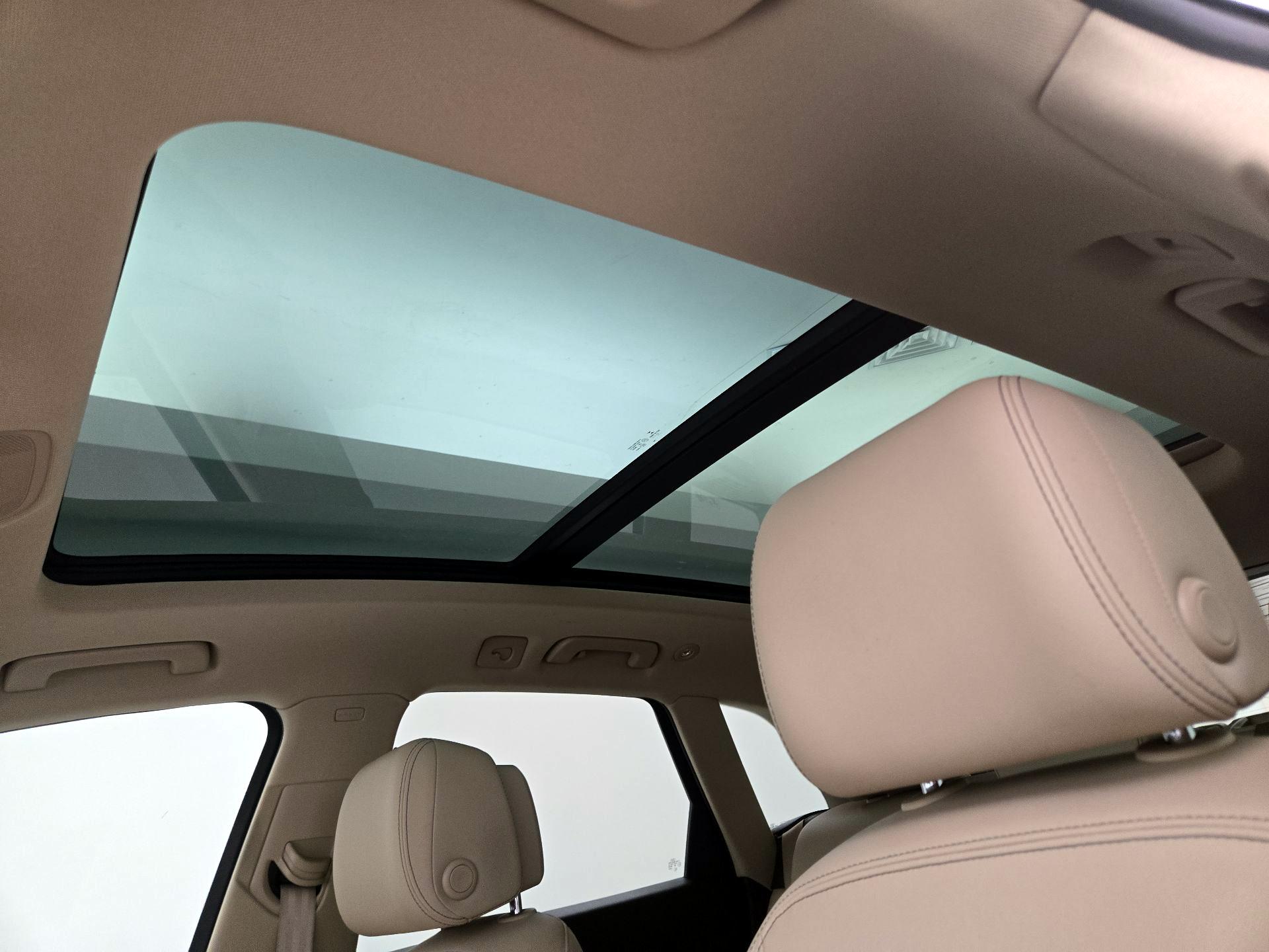 Thumbnail: 2022 Audi Q5 - 19