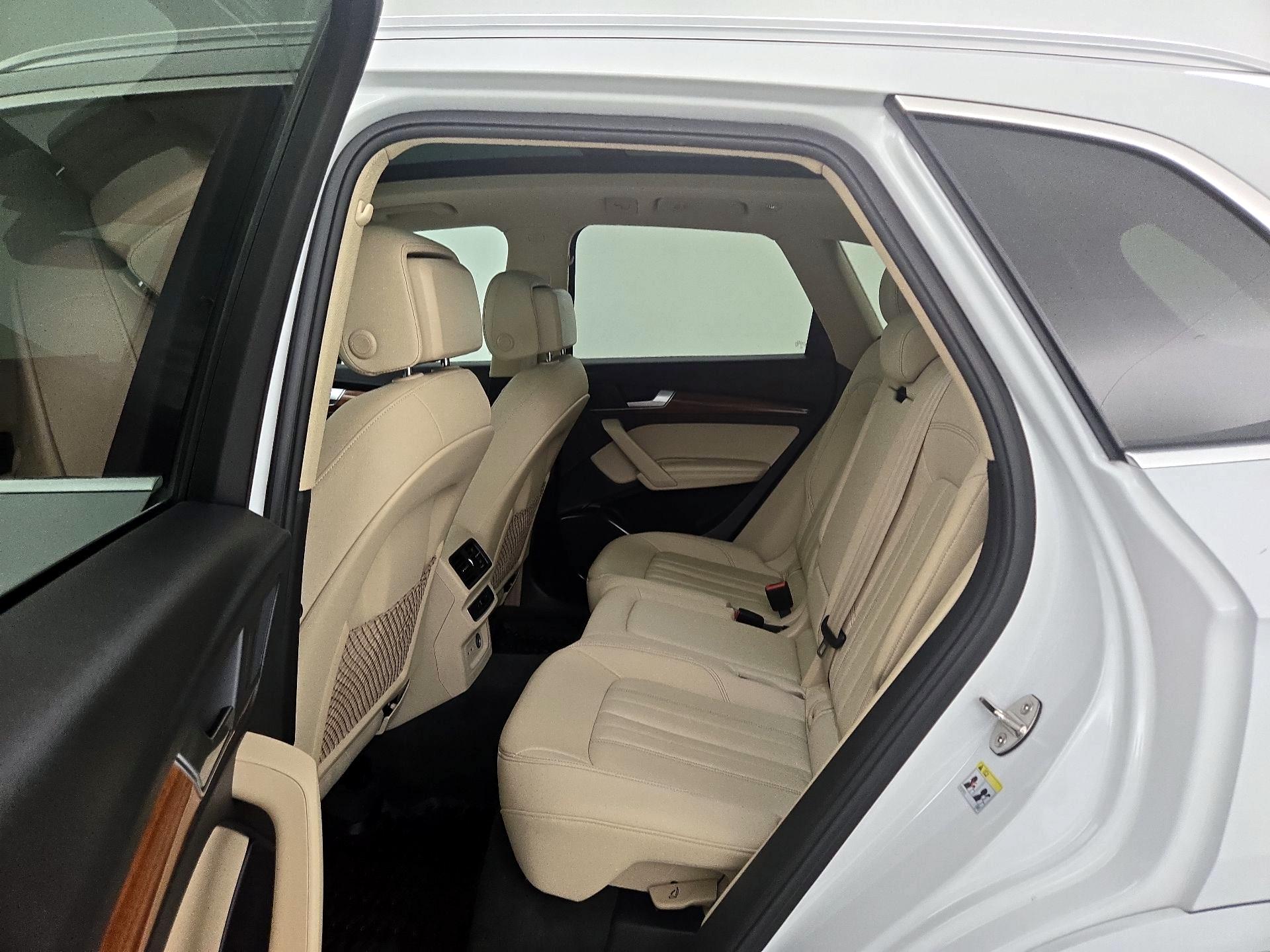 Thumbnail: 2022 Audi Q5 - 20