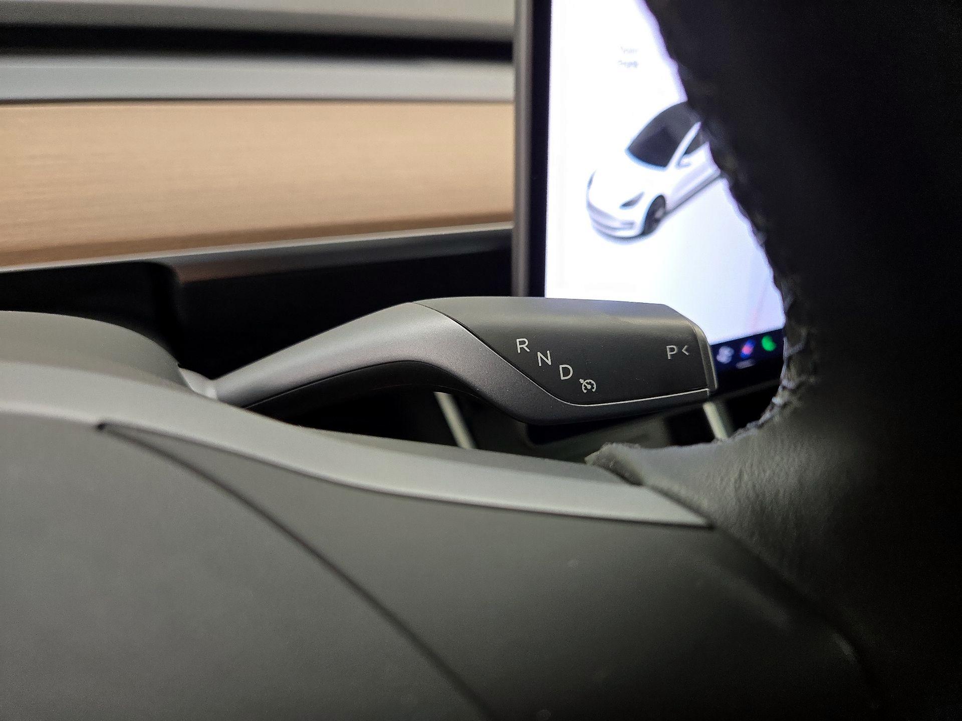 Thumbnail: 2020 Tesla Model 3 - 17