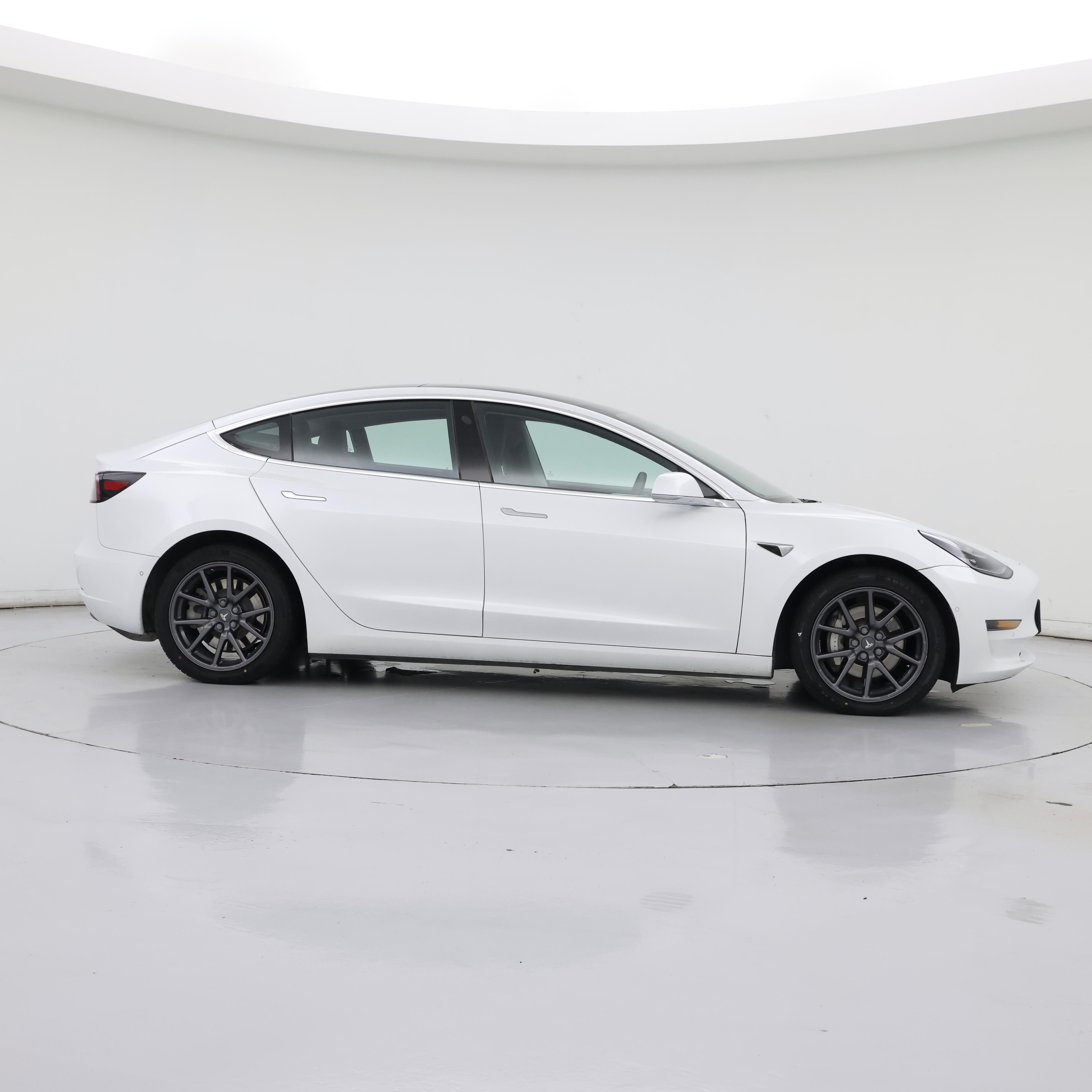 Thumbnail: 2020 Tesla Model 3 - 7