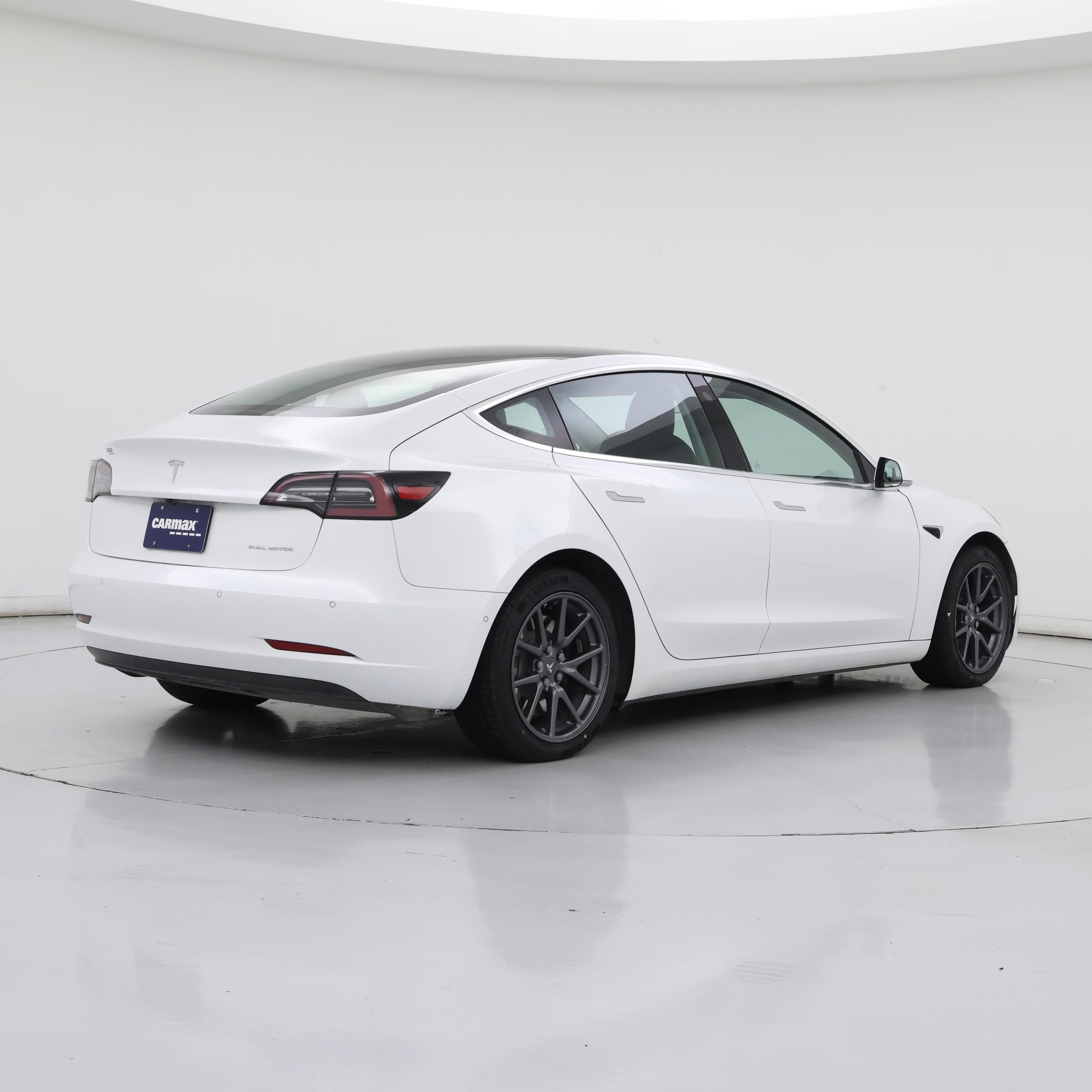 Thumbnail: 2020 Tesla Model 3 - 8