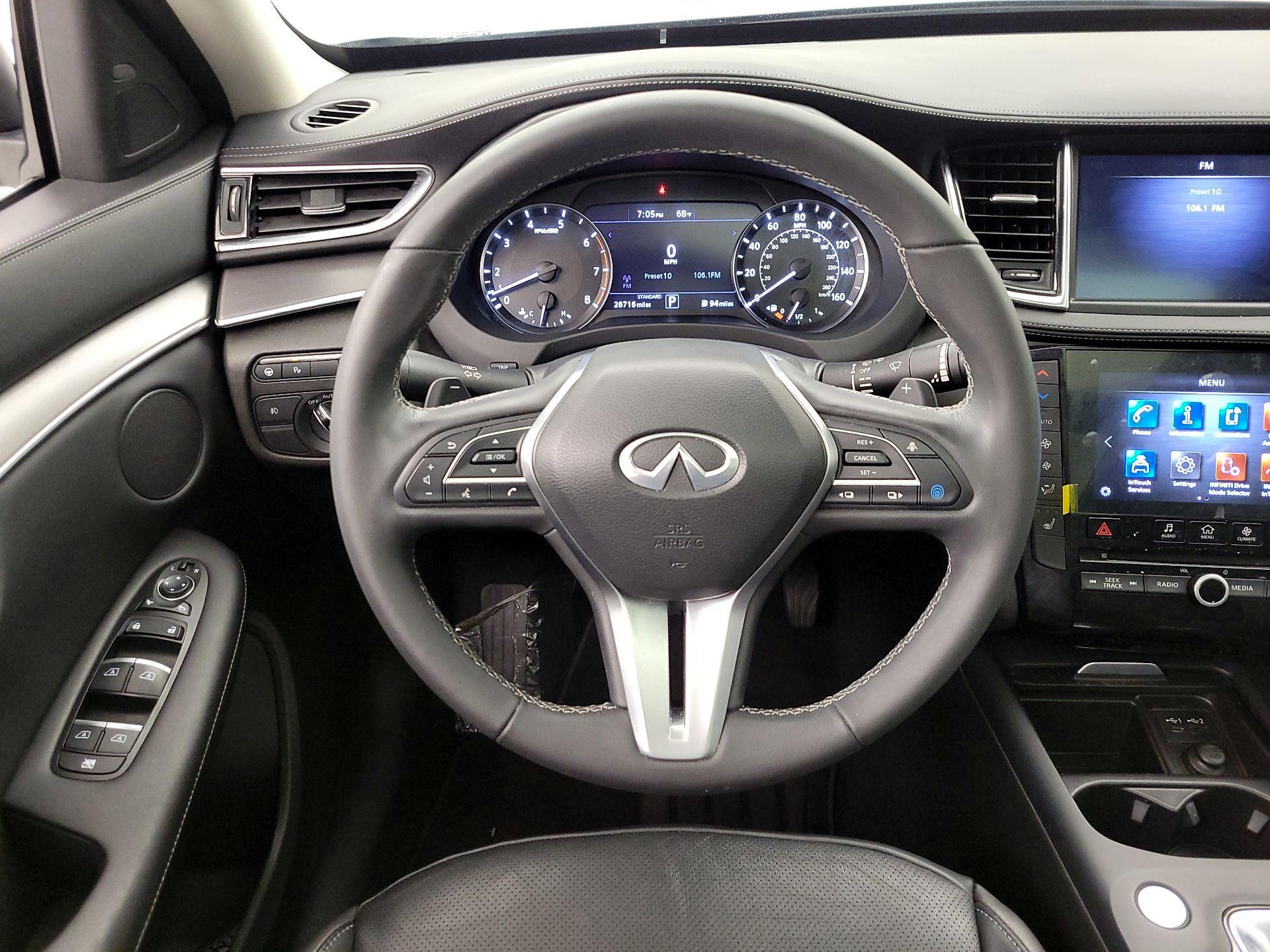 Thumbnail: 2022 INFINITI QX50 - 10