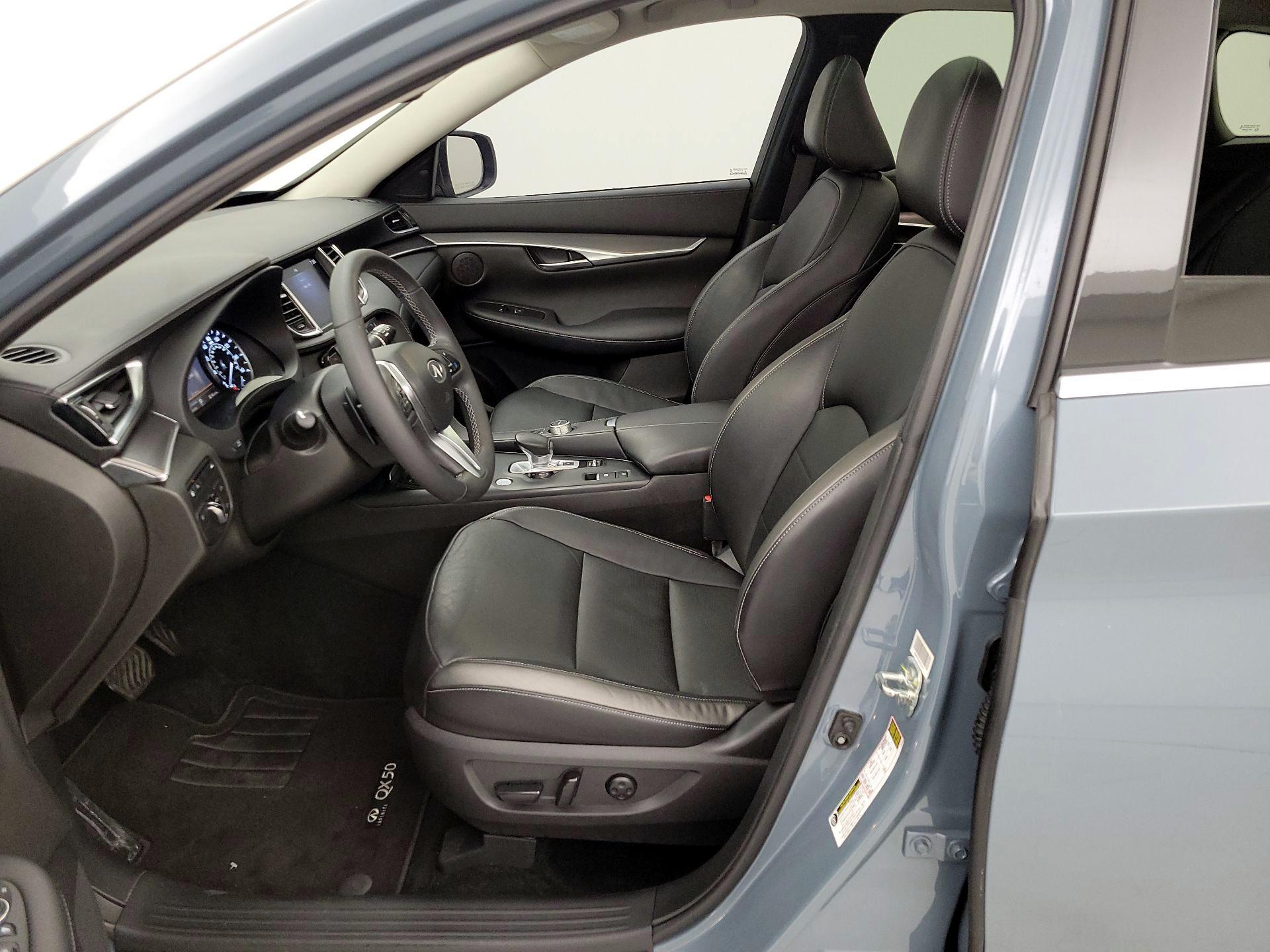 Thumbnail: 2022 INFINITI QX50 - 11