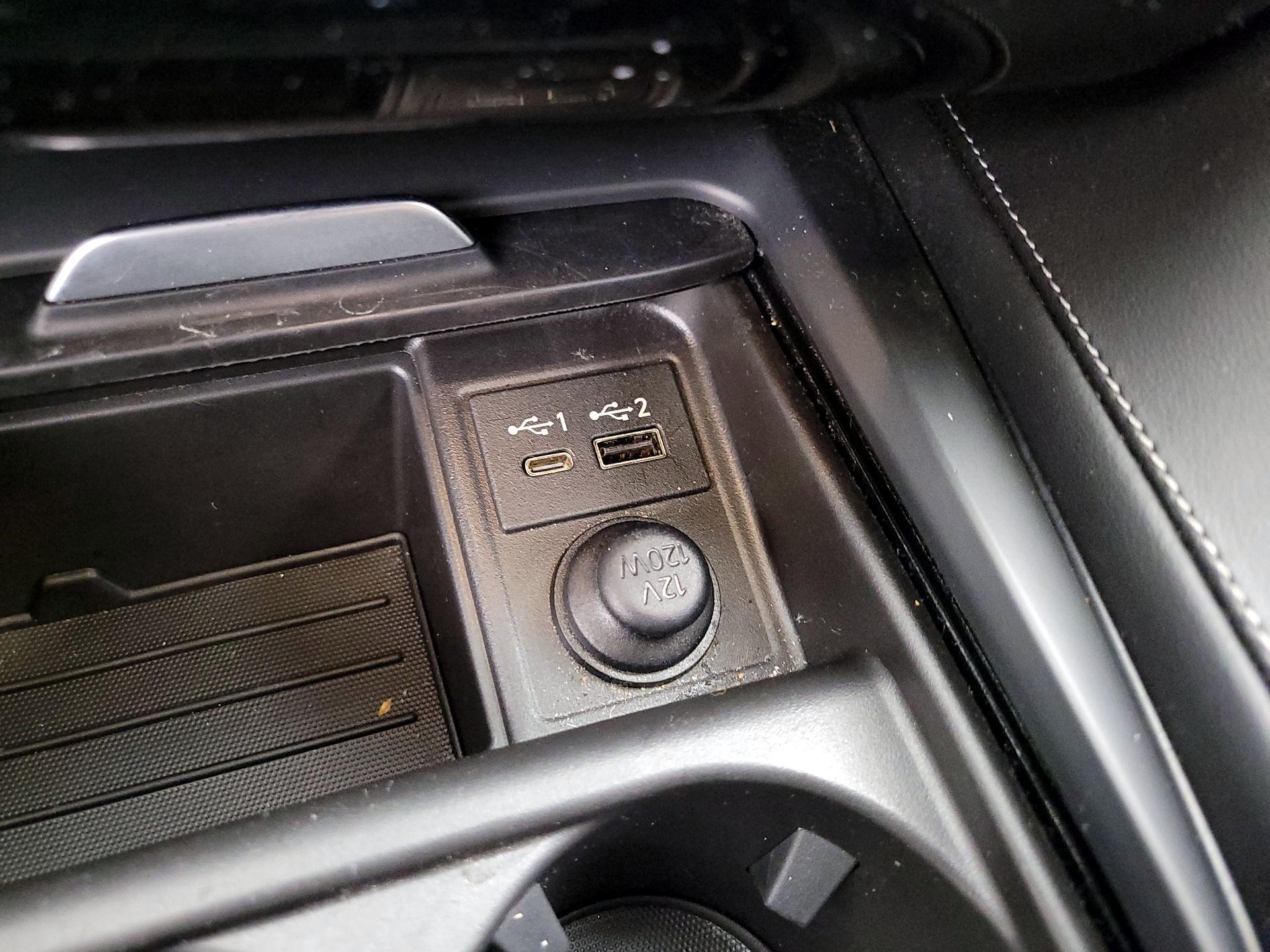 Thumbnail: 2022 INFINITI QX50 - 18