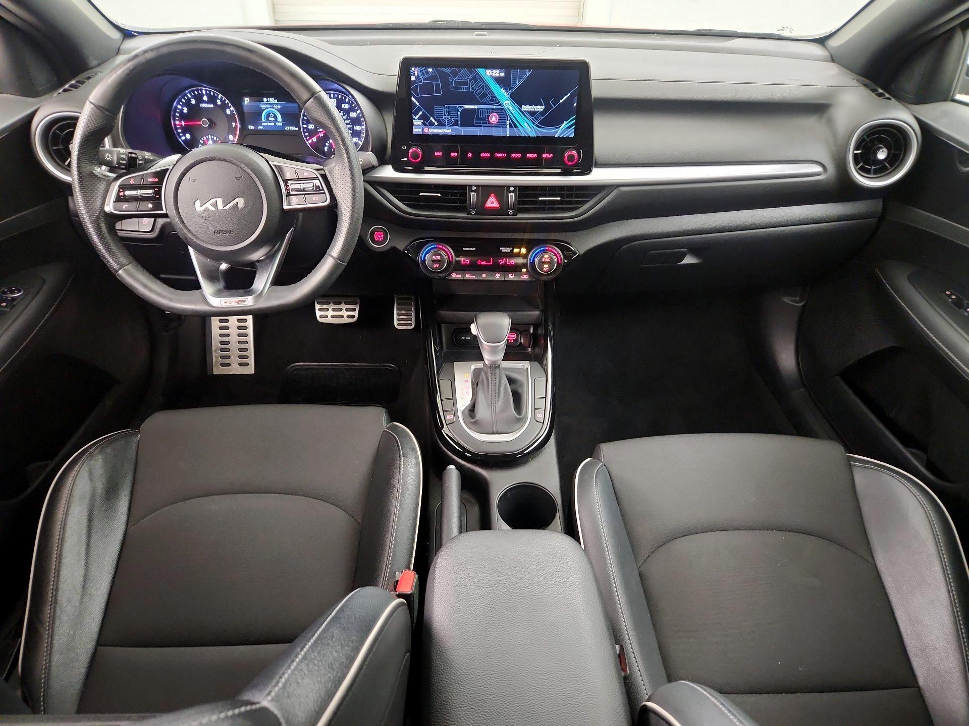 Thumbnail: 2022 Kia Forte - 9