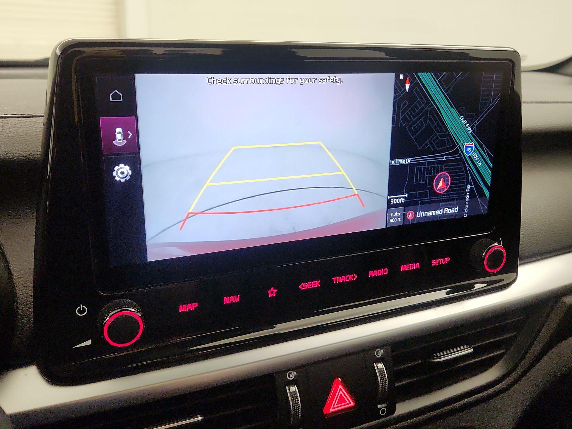 Thumbnail: 2022 Kia Forte - 15