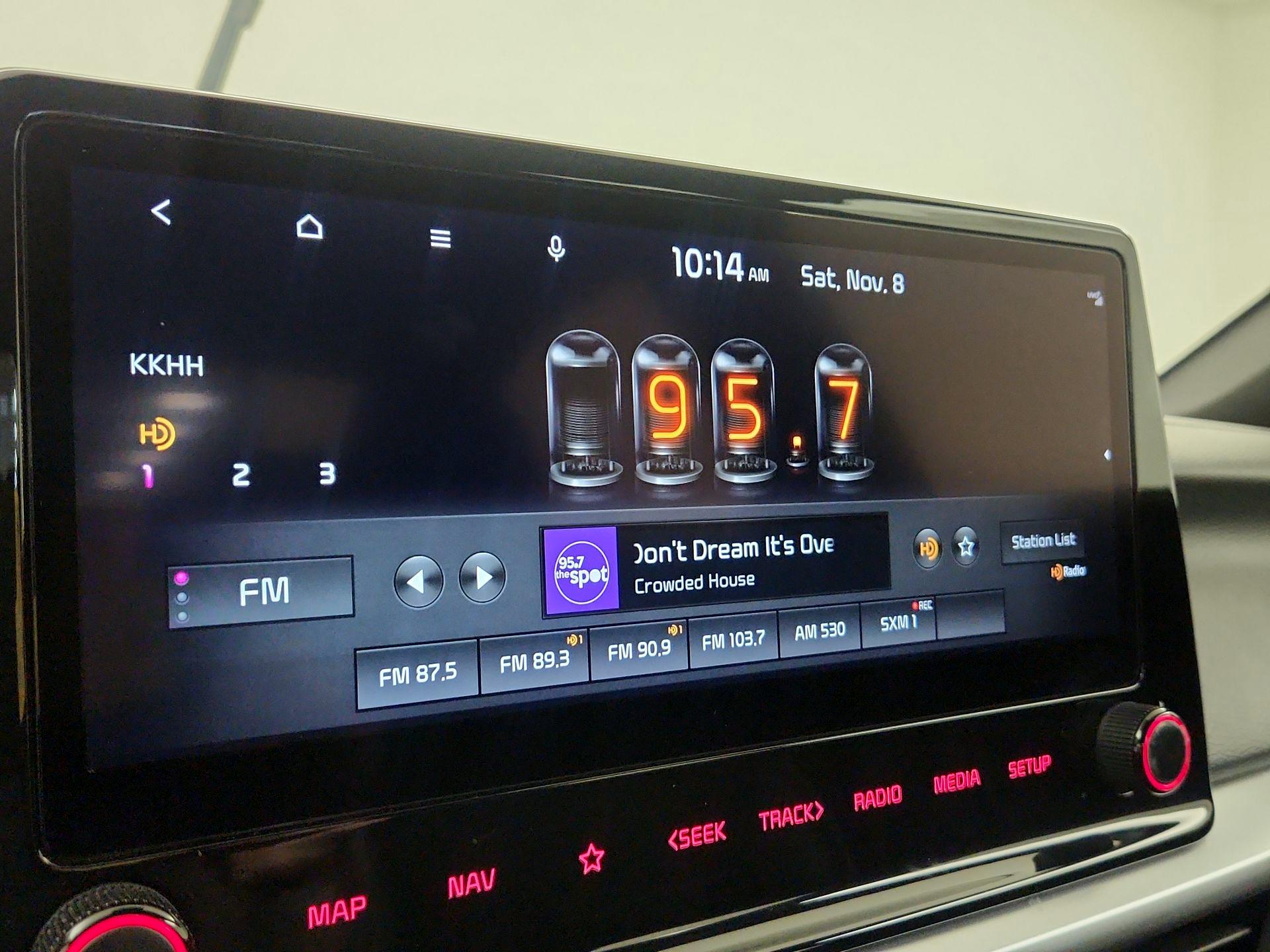 Thumbnail: 2022 Kia Forte - 16