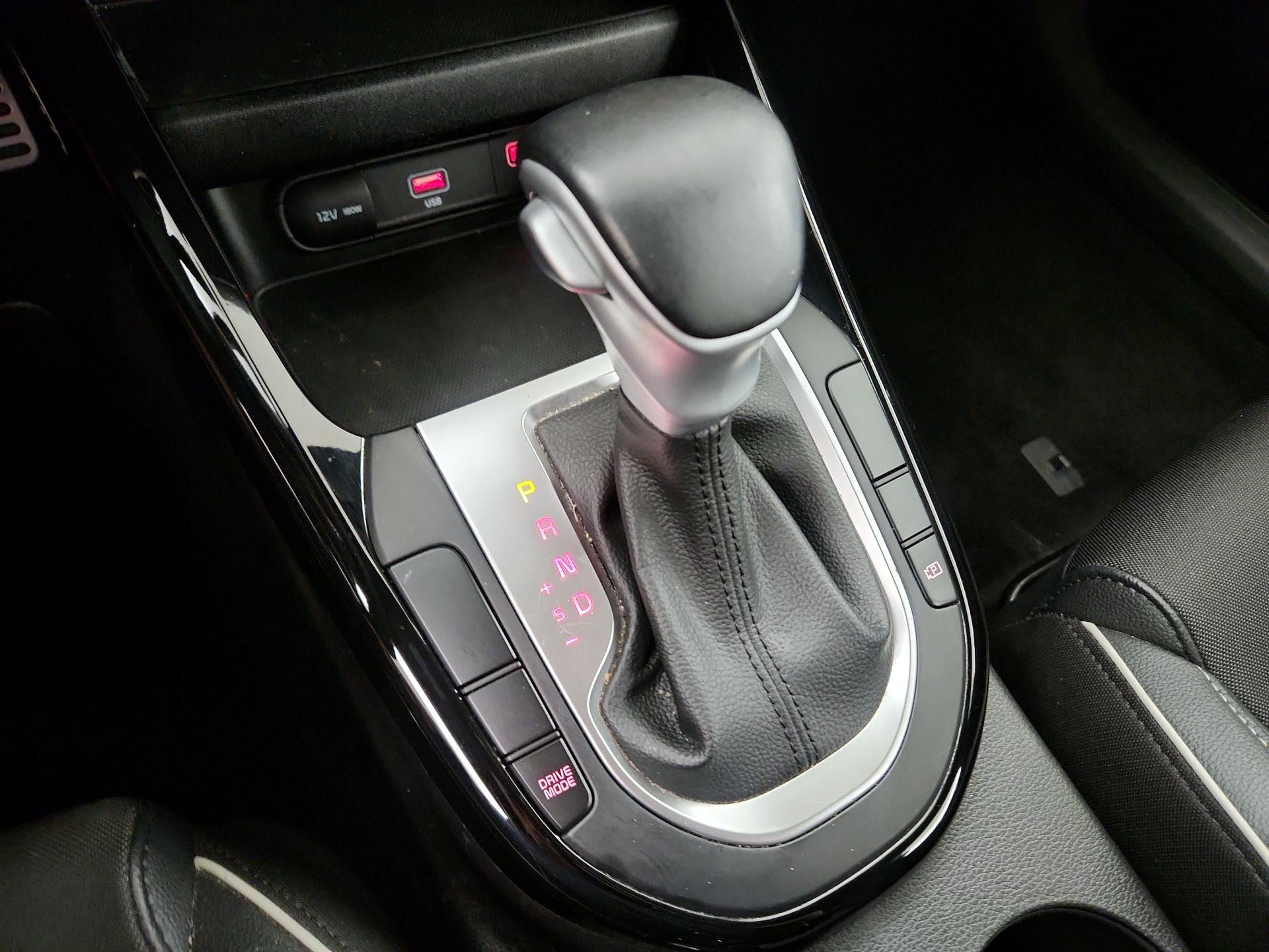 Thumbnail: 2022 Kia Forte - 18