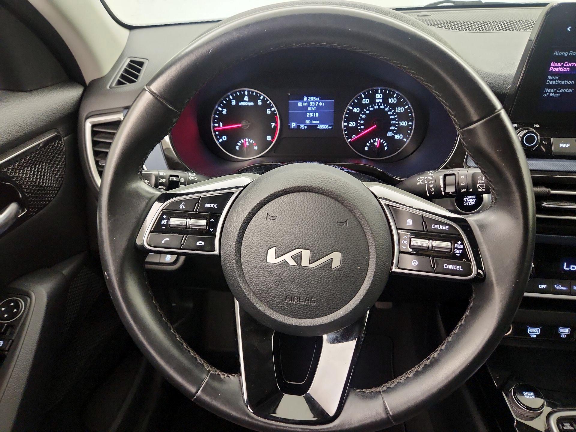 Thumbnail: 2023 Kia Seltos - 10