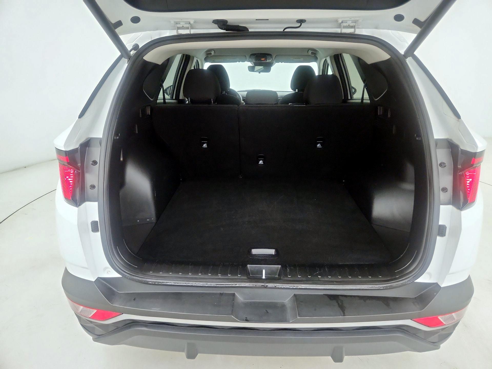 Thumbnail: 2024 Hyundai Tucson - 16