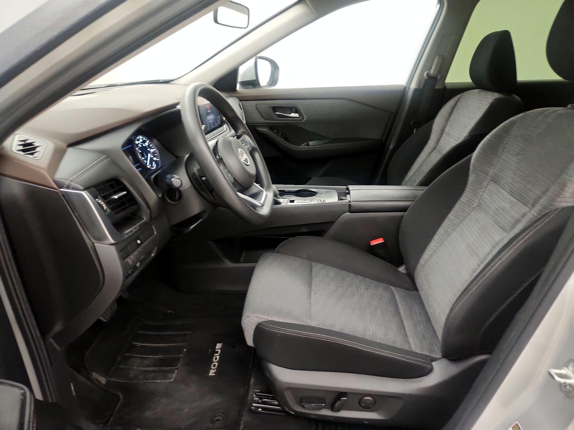 Thumbnail: 2023 Nissan Rogue - 11