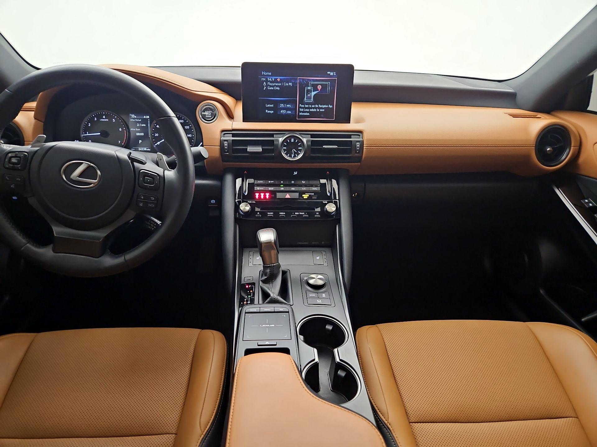 Thumbnail: 2024 Lexus IS - 9