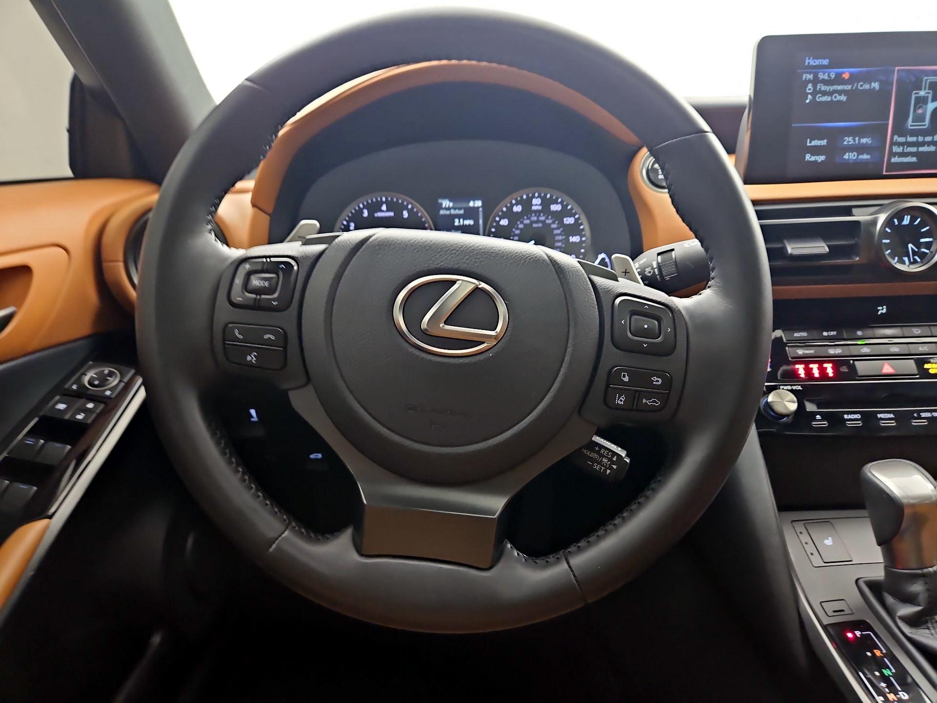 Thumbnail: 2024 Lexus IS - 10