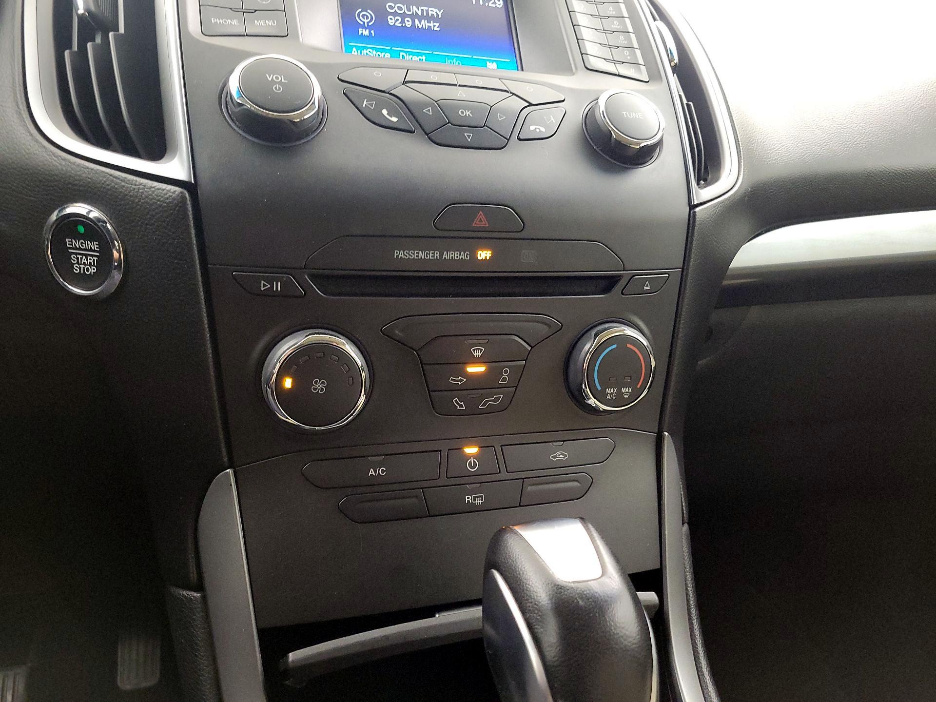 Thumbnail: 2015 Ford Edge - 16