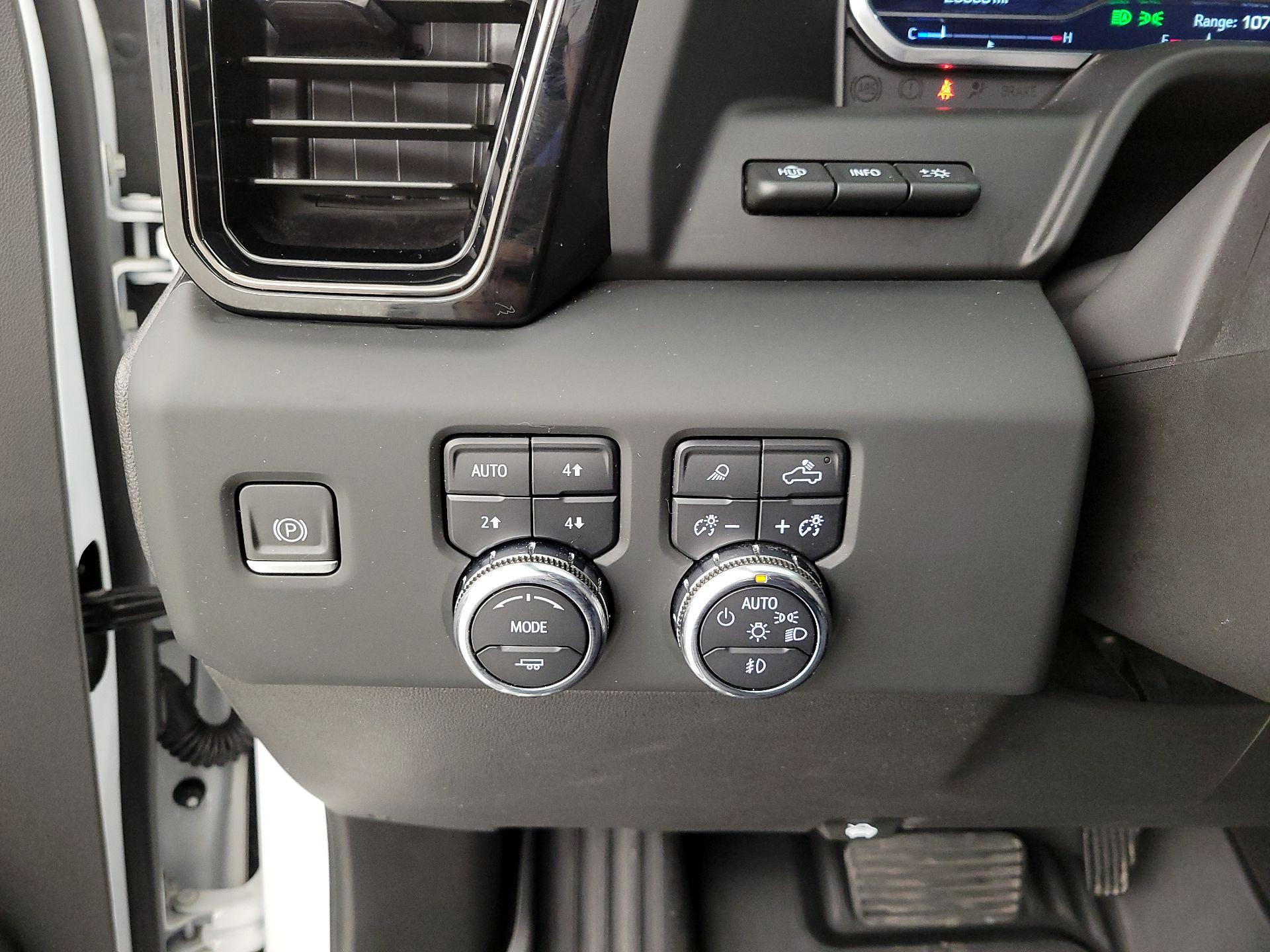 Thumbnail: 2024 GMC Sierra 1500 - 13