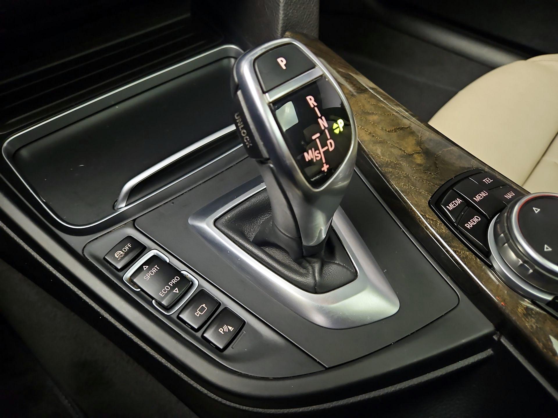 Thumbnail: 2016 BMW 4 Series - 17