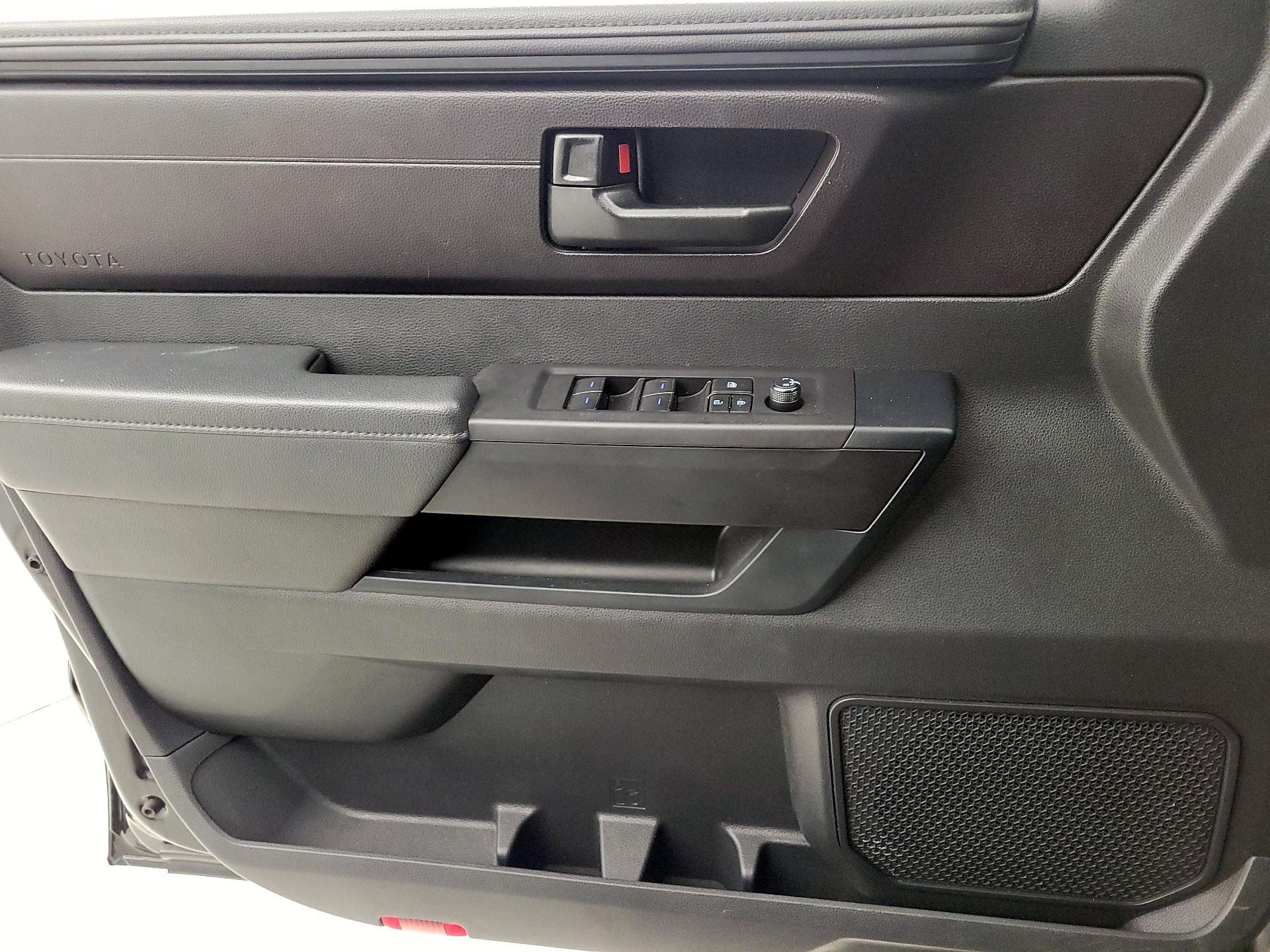 Thumbnail: 2024 Toyota Tundra - 12