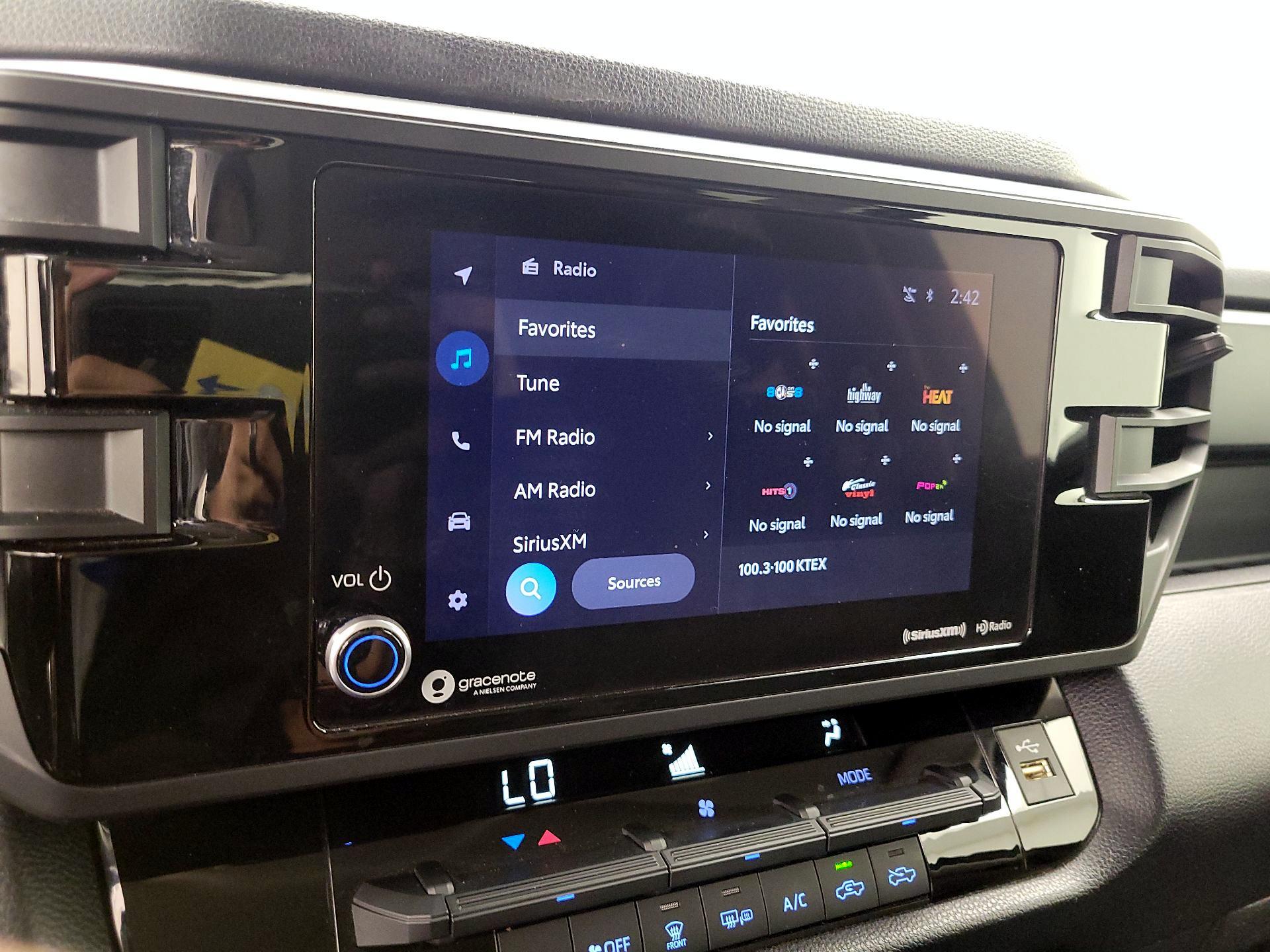 Thumbnail: 2024 Toyota Tundra - 15