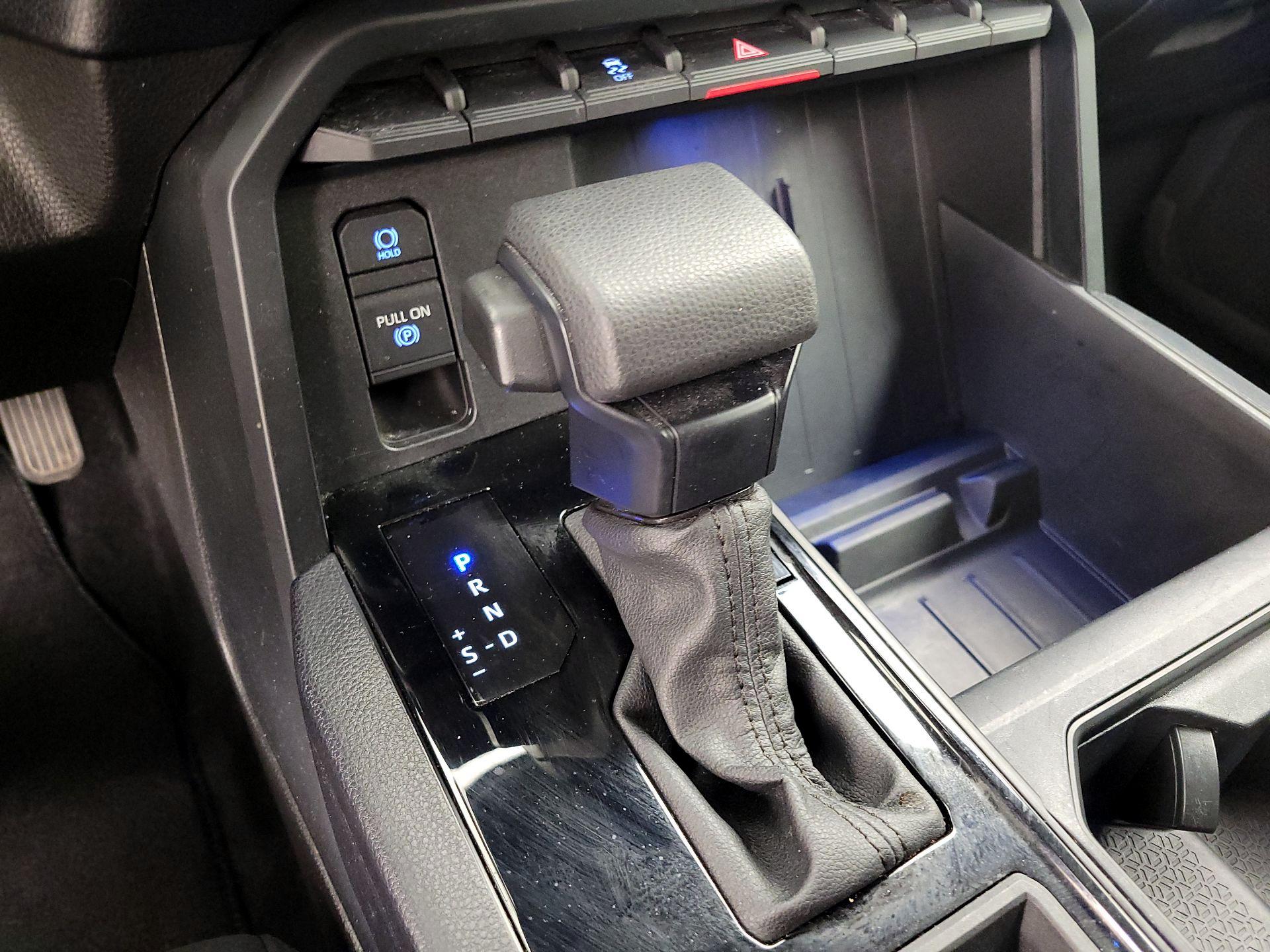 Thumbnail: 2024 Toyota Tundra - 17