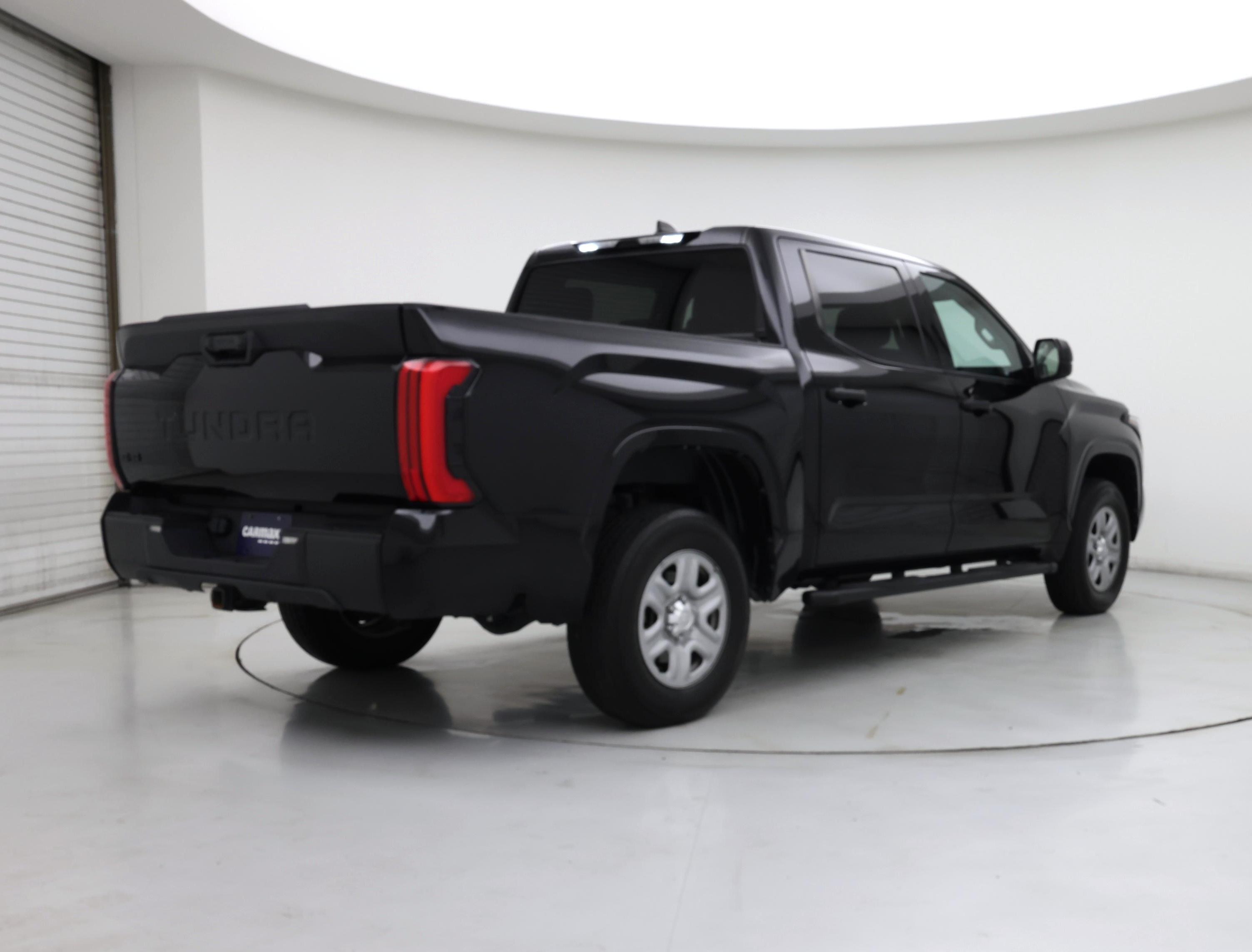 Thumbnail: 2024 Toyota Tundra - 8