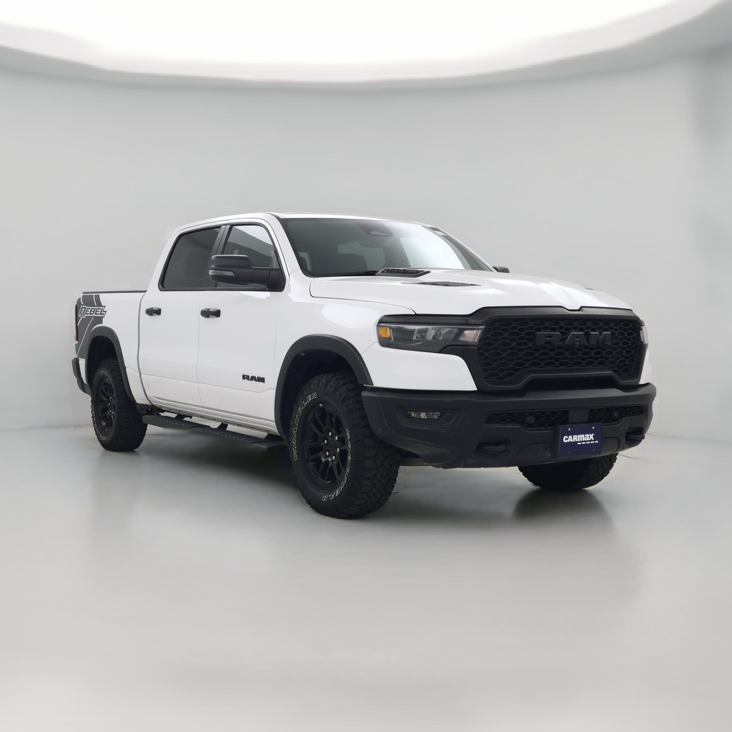 Thumbnail: 2025 RAM 1500 - 1