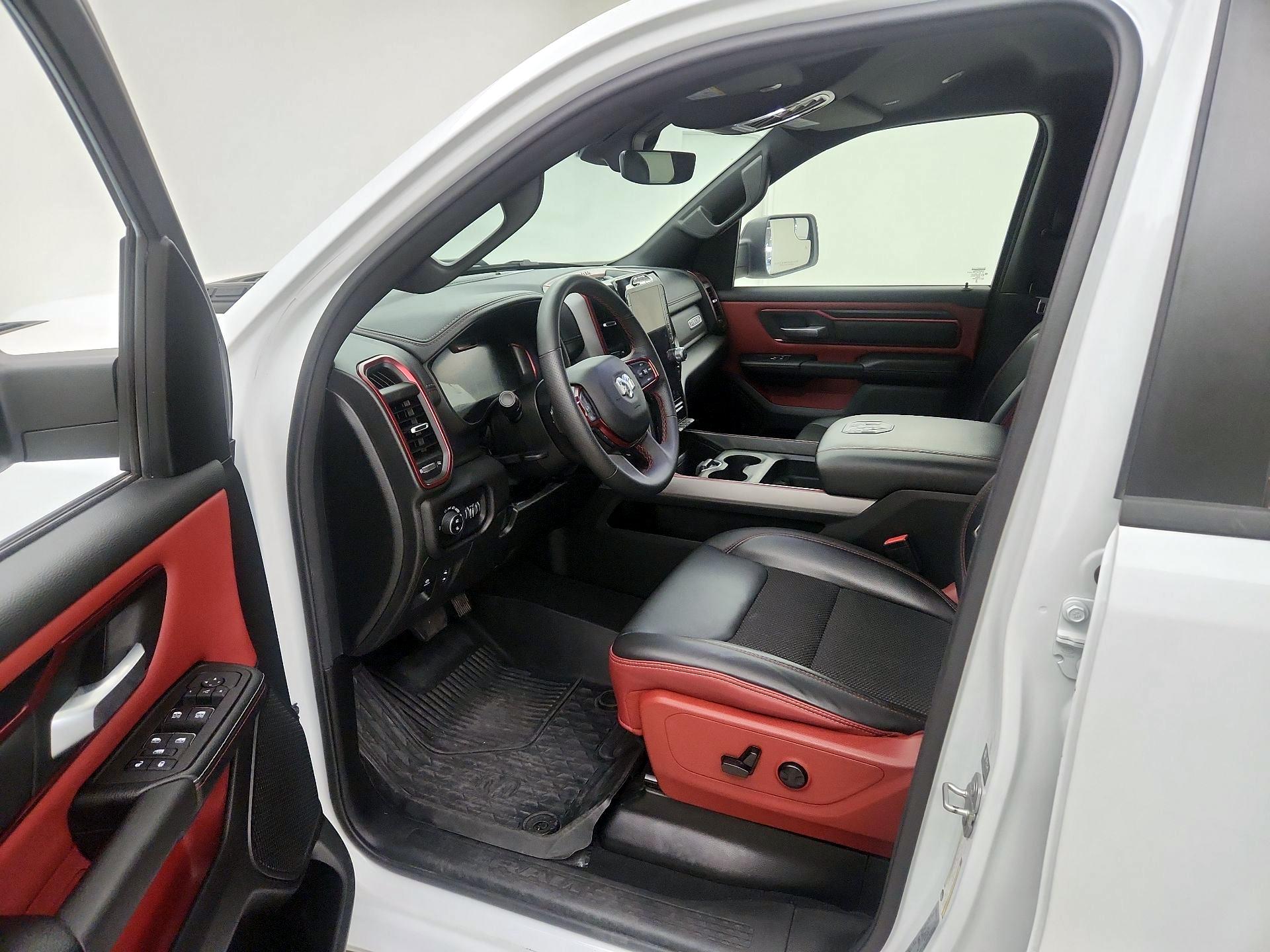 Thumbnail: 2025 RAM 1500 - 11