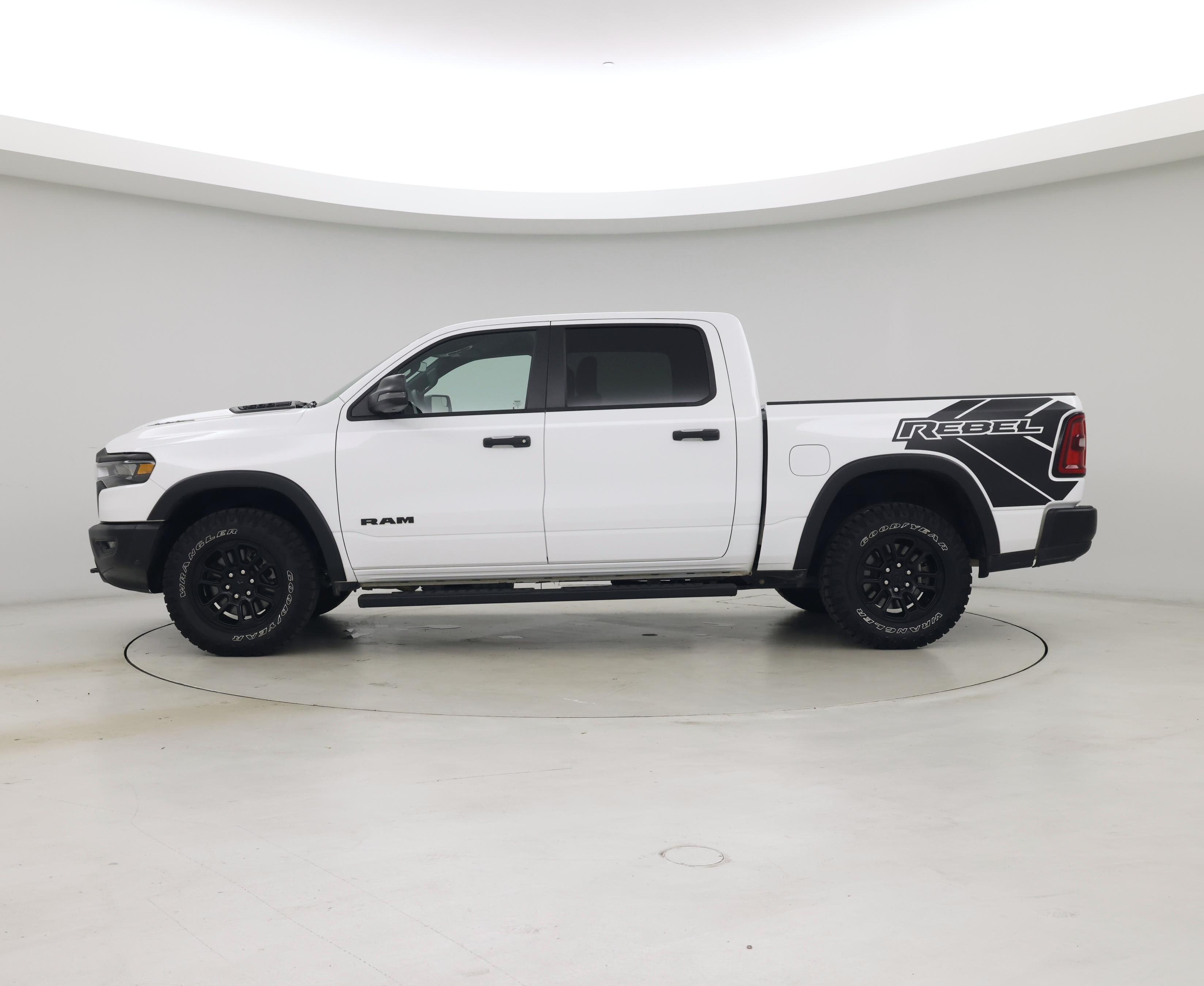 Thumbnail: 2025 RAM 1500 - 3