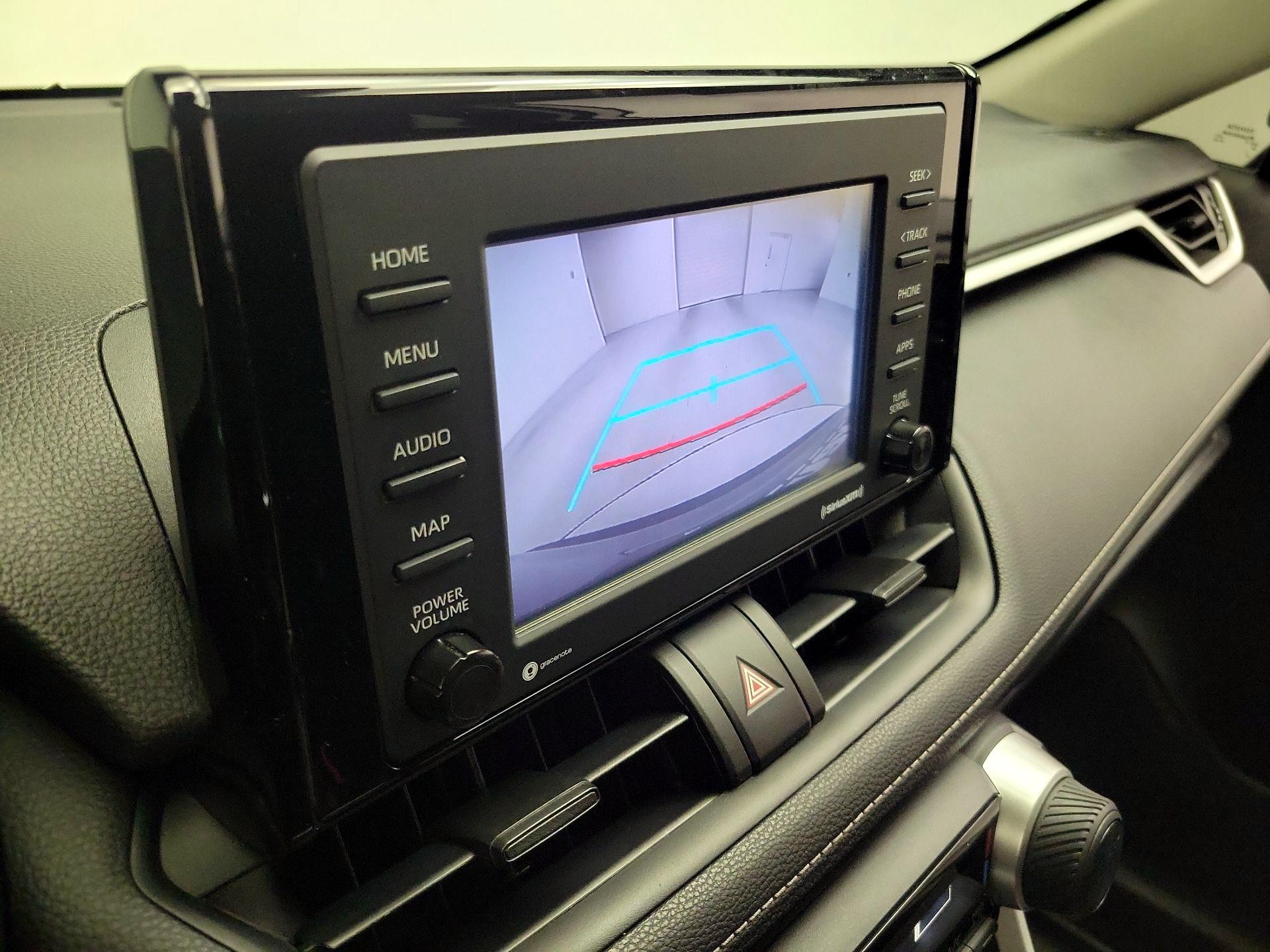 Thumbnail: 2020 Toyota RAV4 - 14