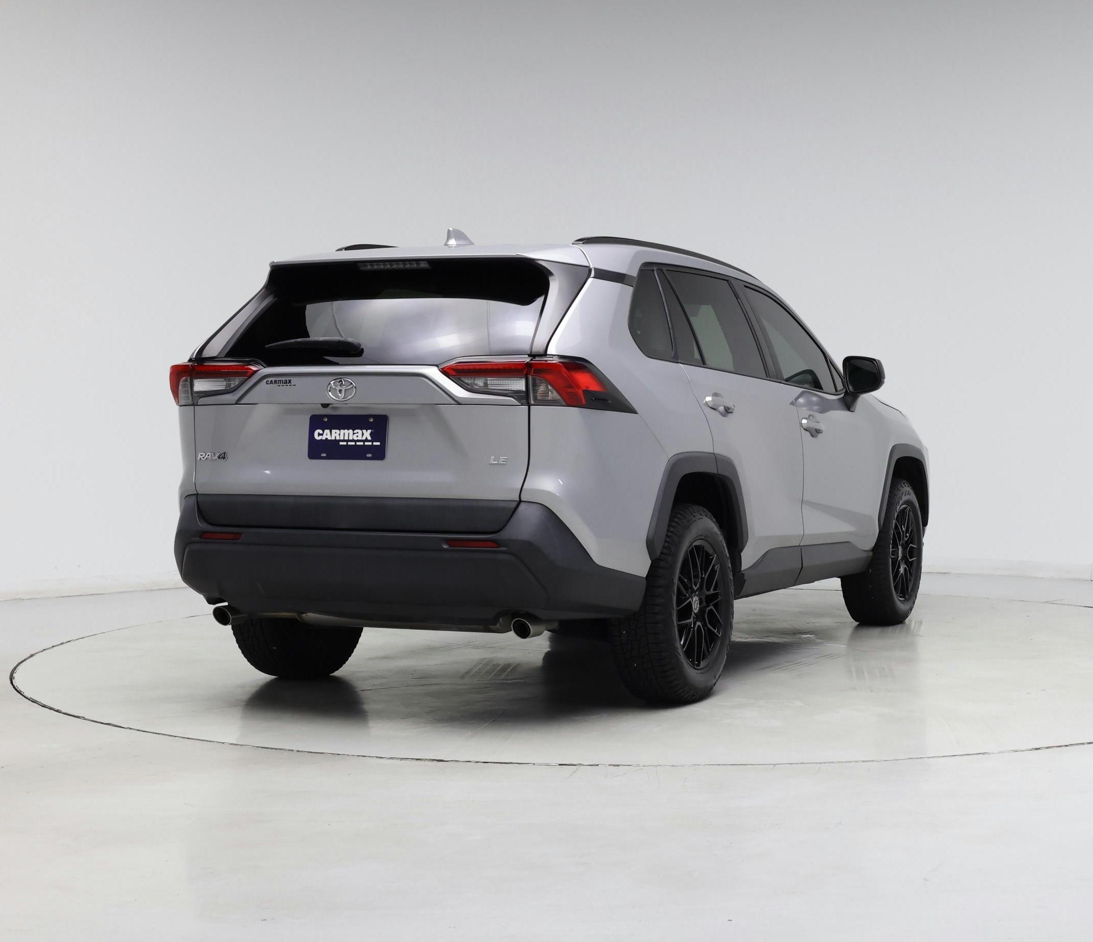 Thumbnail: 2020 Toyota RAV4 - 8
