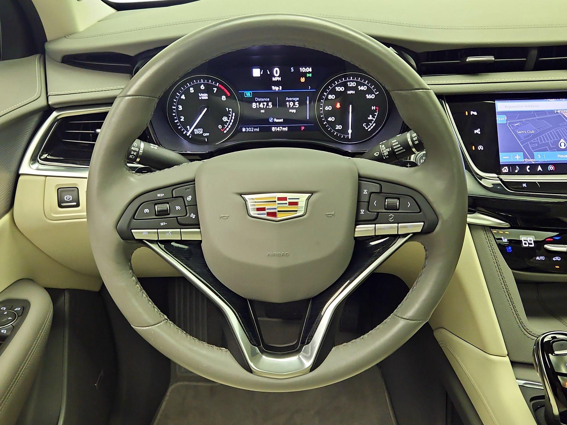 Thumbnail: 2024 Cadillac XT6 - 10