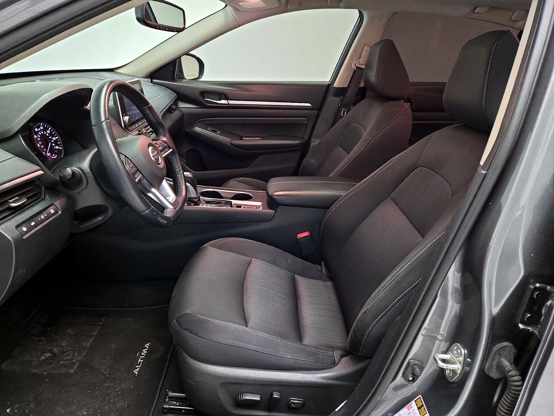 Thumbnail: 2019 Nissan Altima - 11