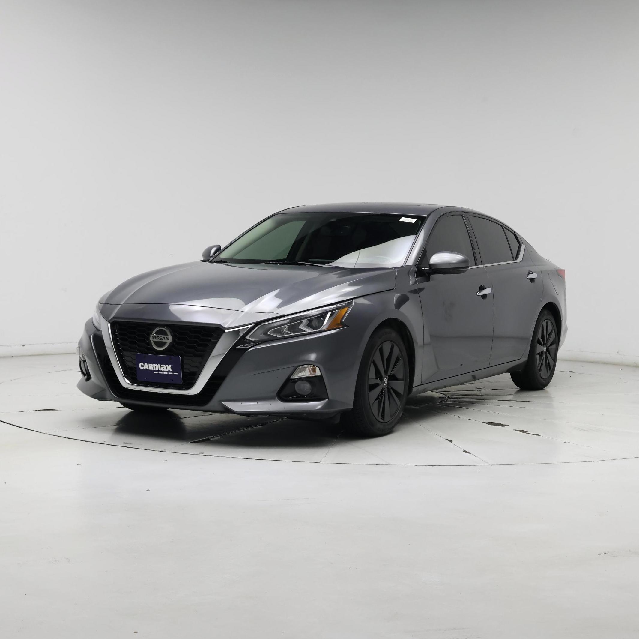 Thumbnail: 2019 Nissan Altima - 4