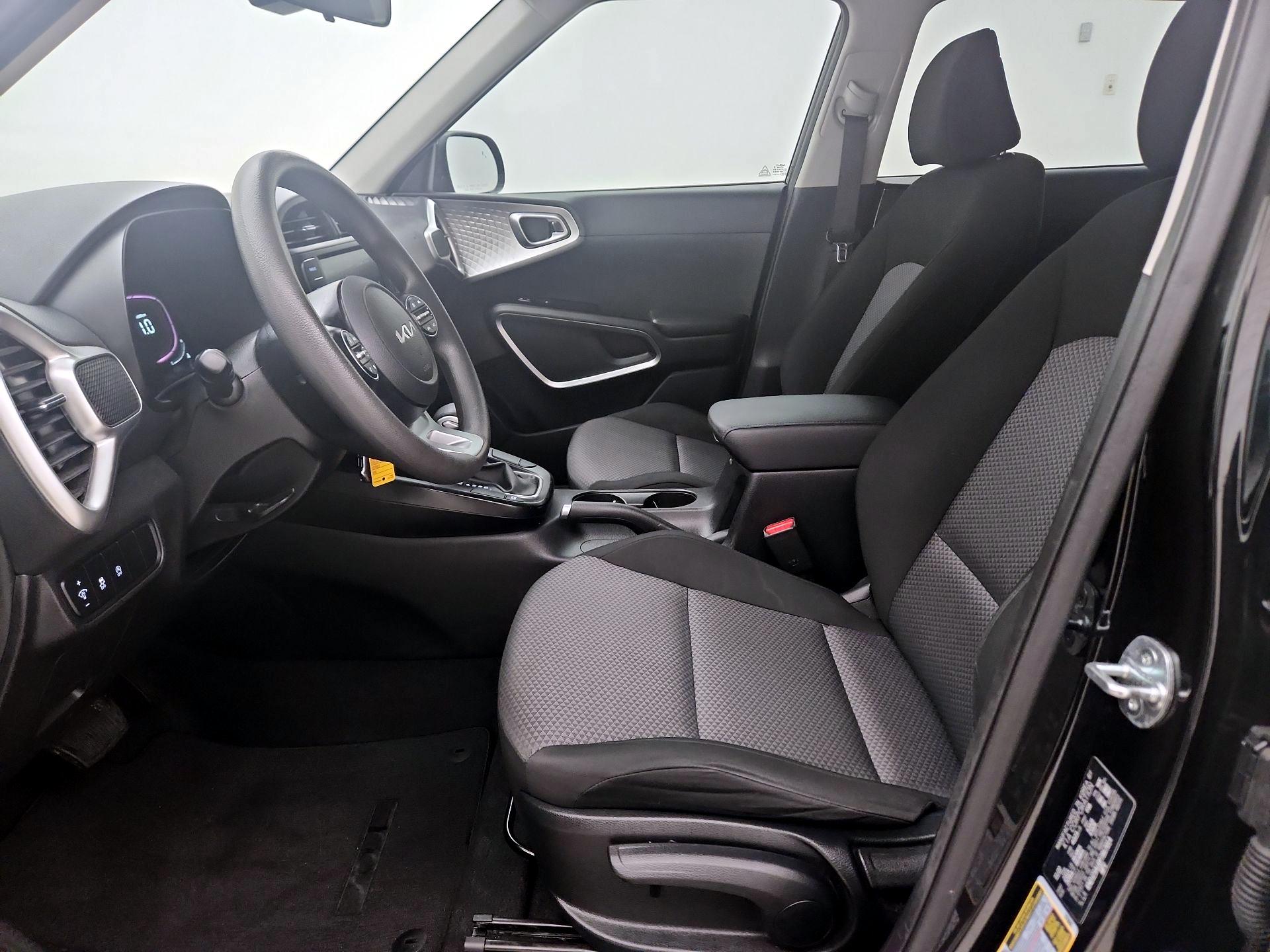 Thumbnail: 2023 Kia Soul - 11