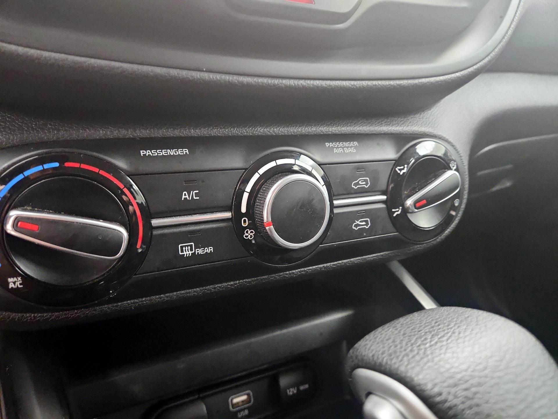 Thumbnail: 2023 Kia Soul - 16