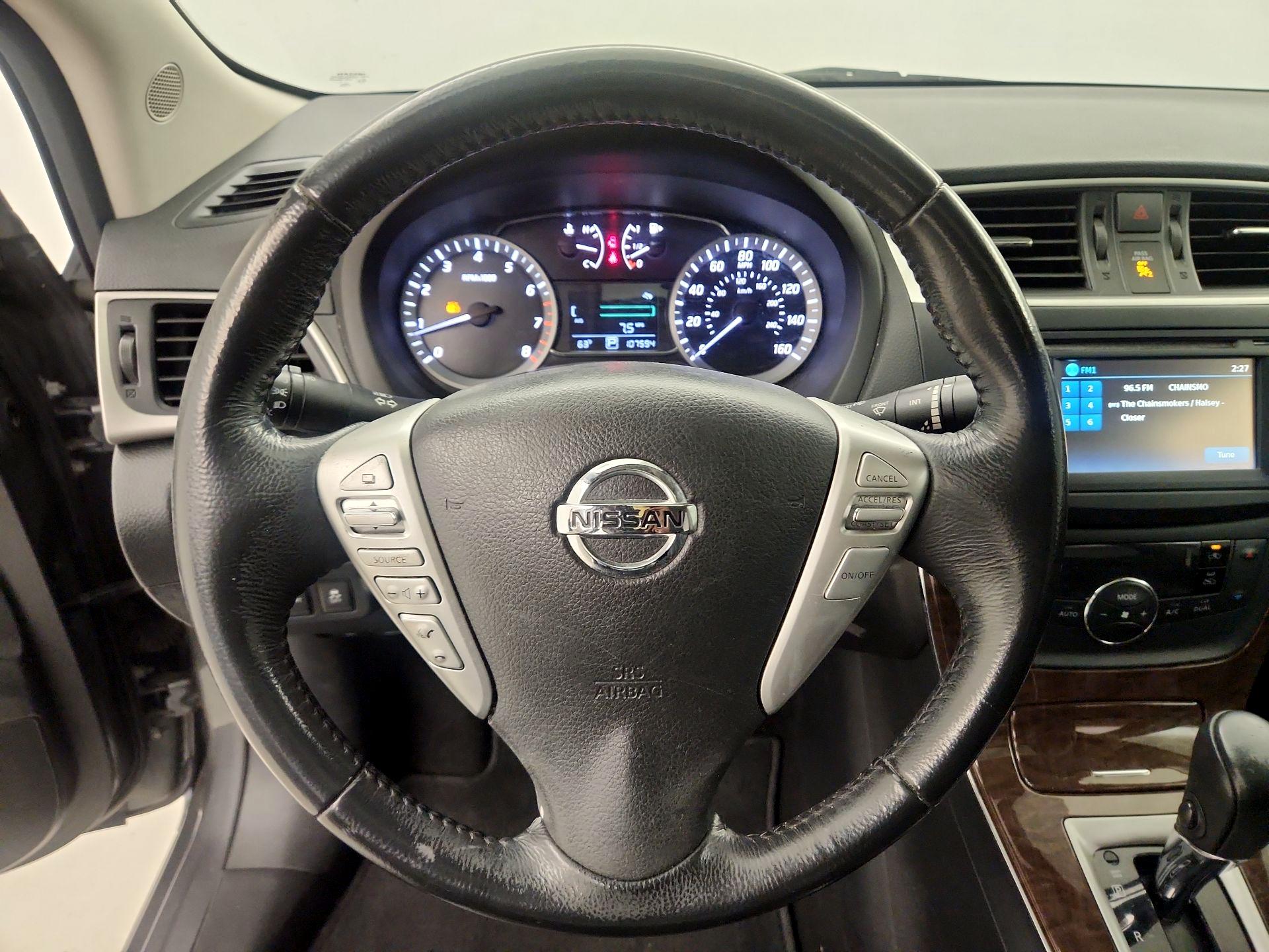 Thumbnail: 2015 Nissan Sentra - 10