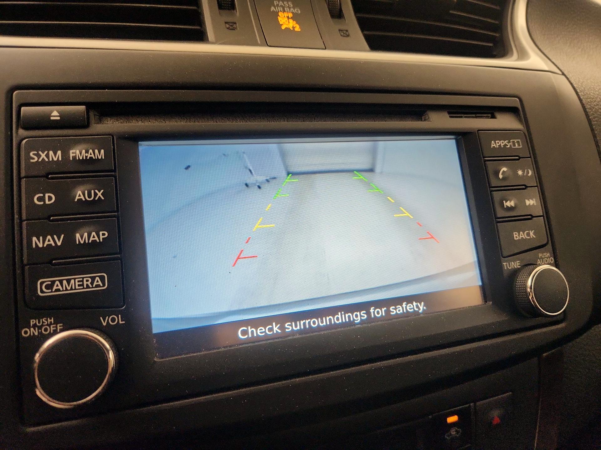 Thumbnail: 2015 Nissan Sentra - 14