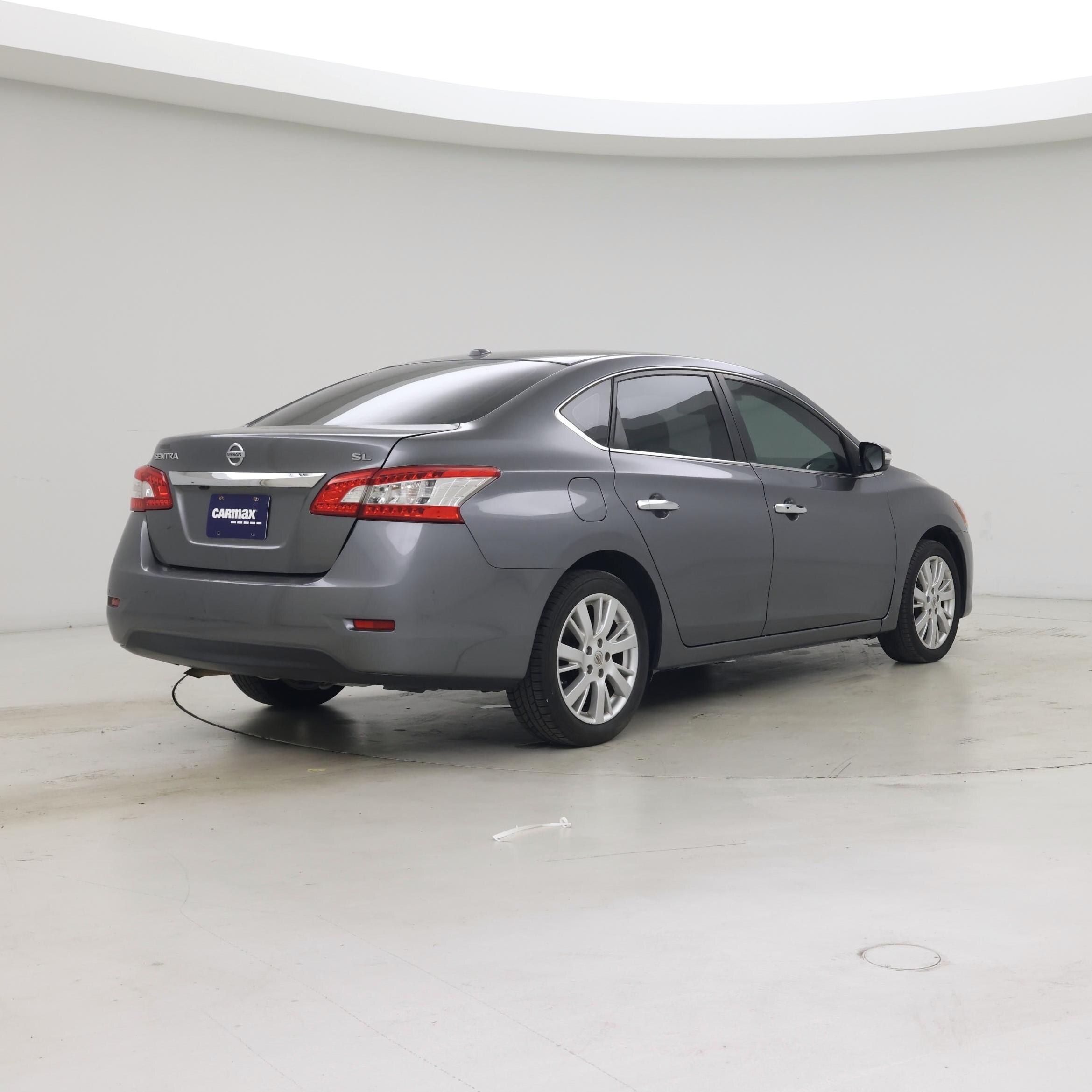 Thumbnail: 2015 Nissan Sentra - 8