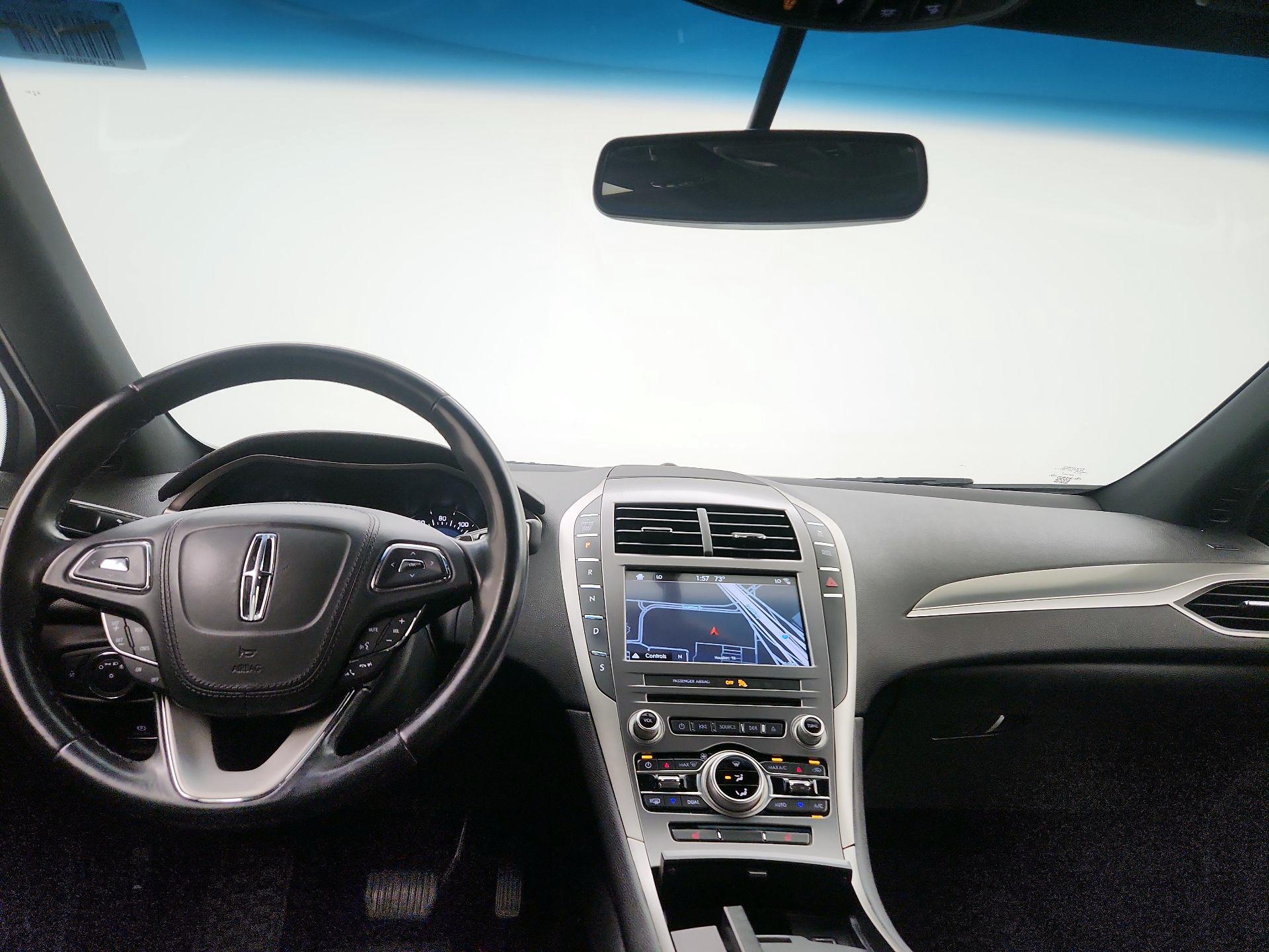 Thumbnail: 2017 Lincoln MKZ - 9