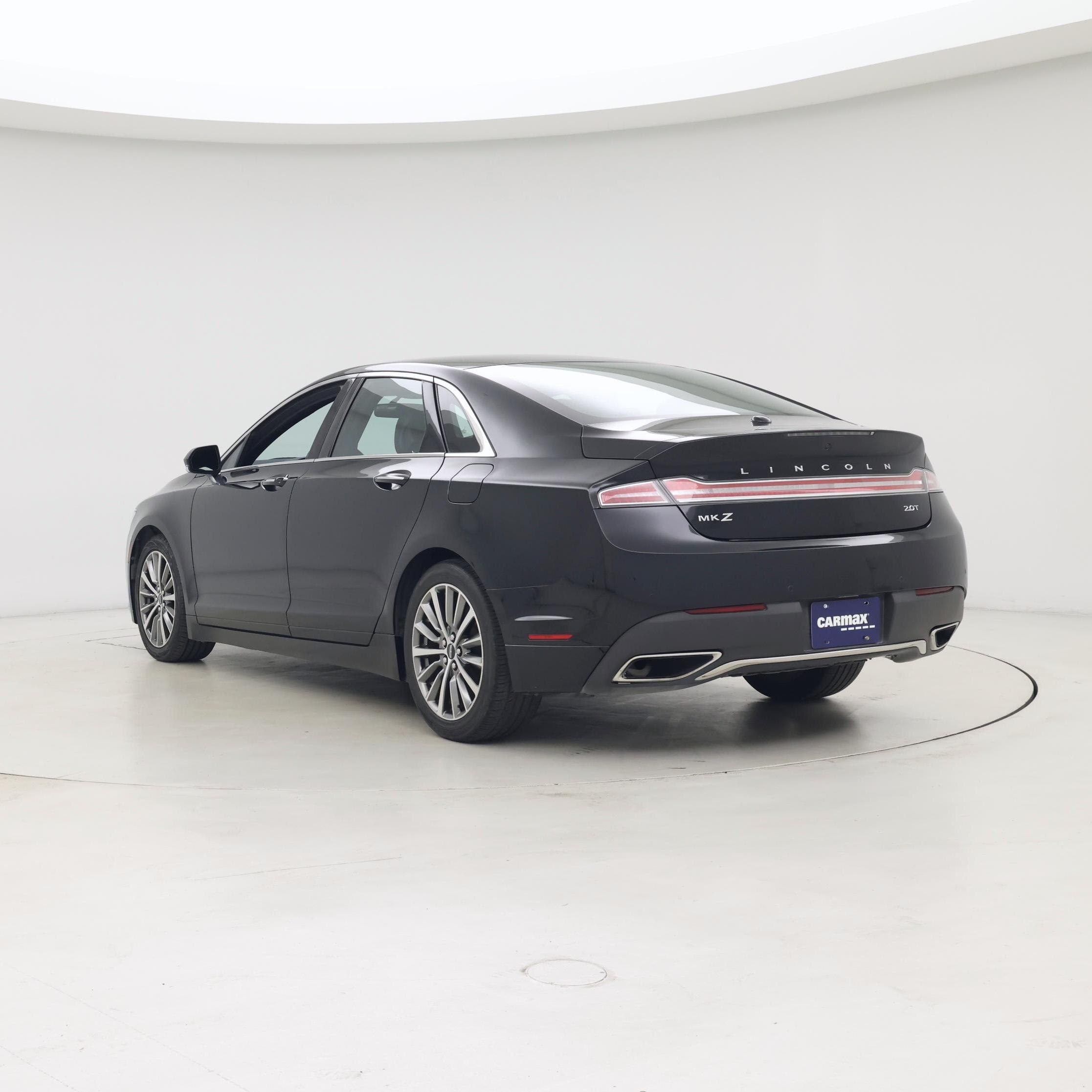 Thumbnail: 2017 Lincoln MKZ - 2