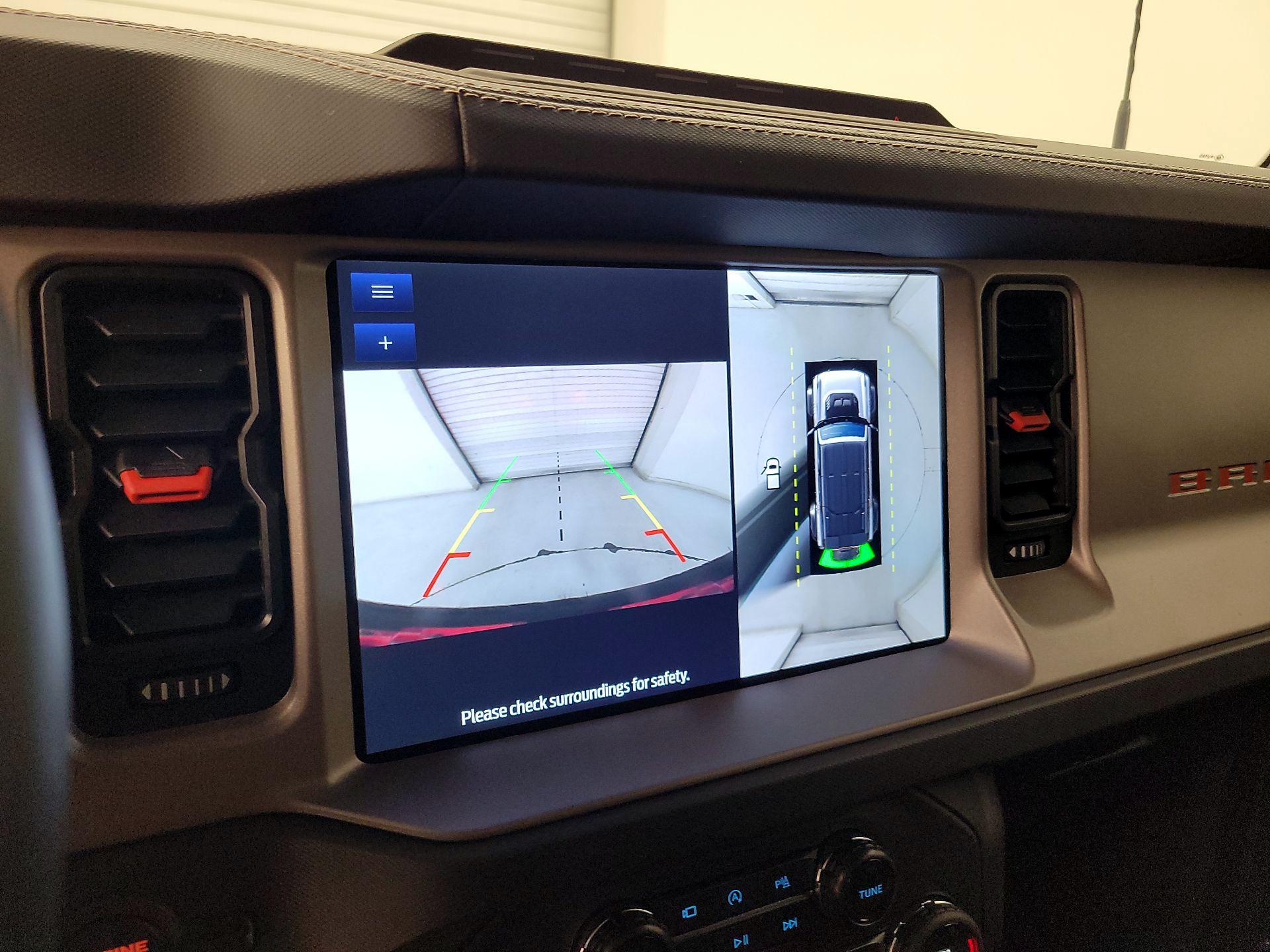 Thumbnail: 2024 Ford Bronco - 15