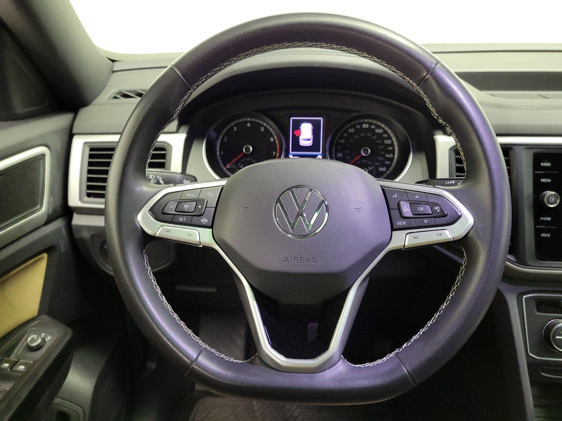 Thumbnail: 2021 Volkswagen Atlas - 10