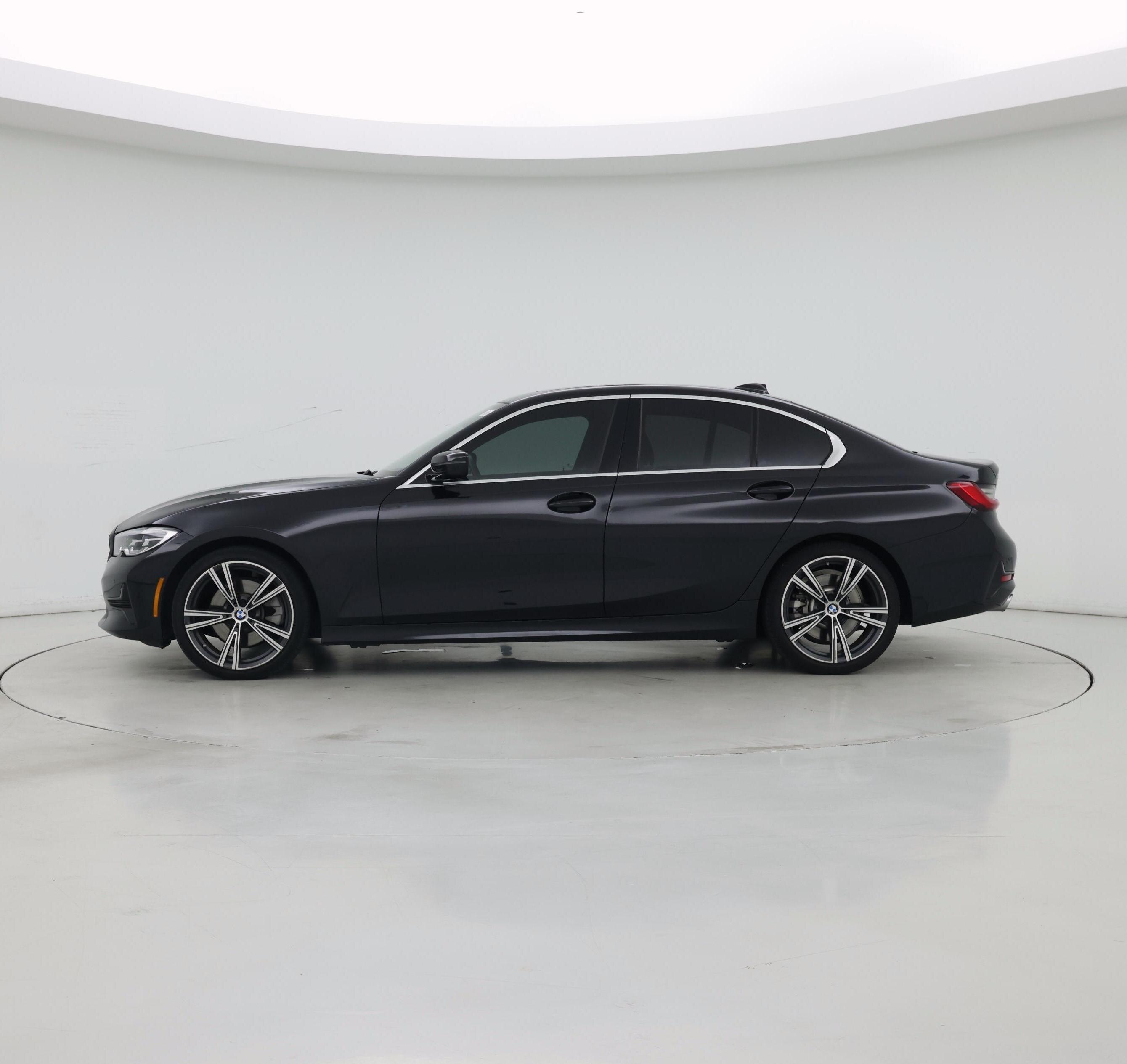 Thumbnail: 2020 BMW 3 Series - 3