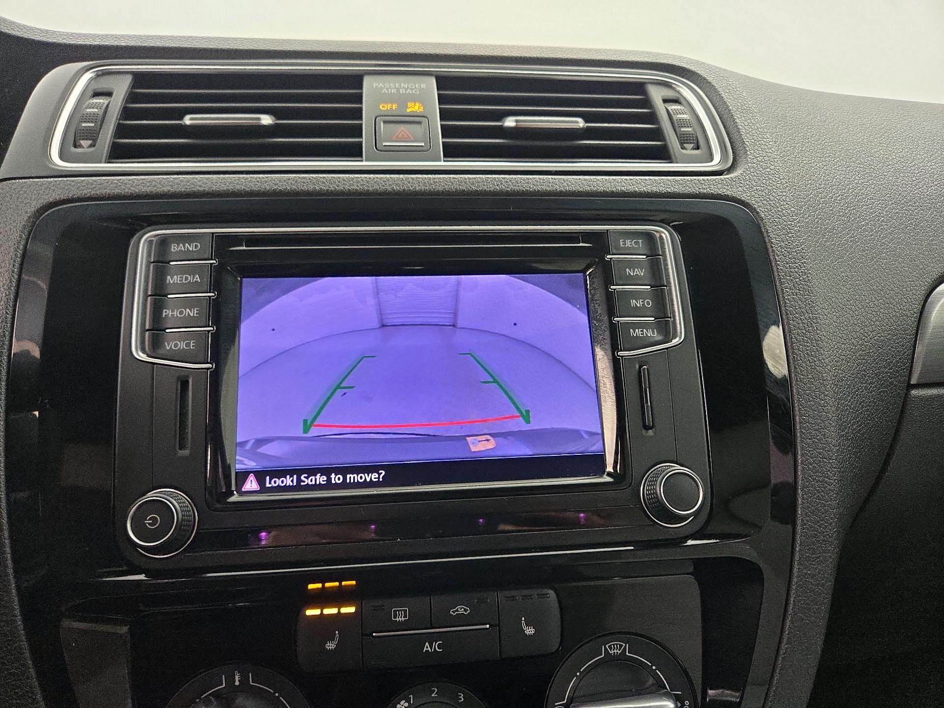 Thumbnail: 2016 Volkswagen Jetta - 15