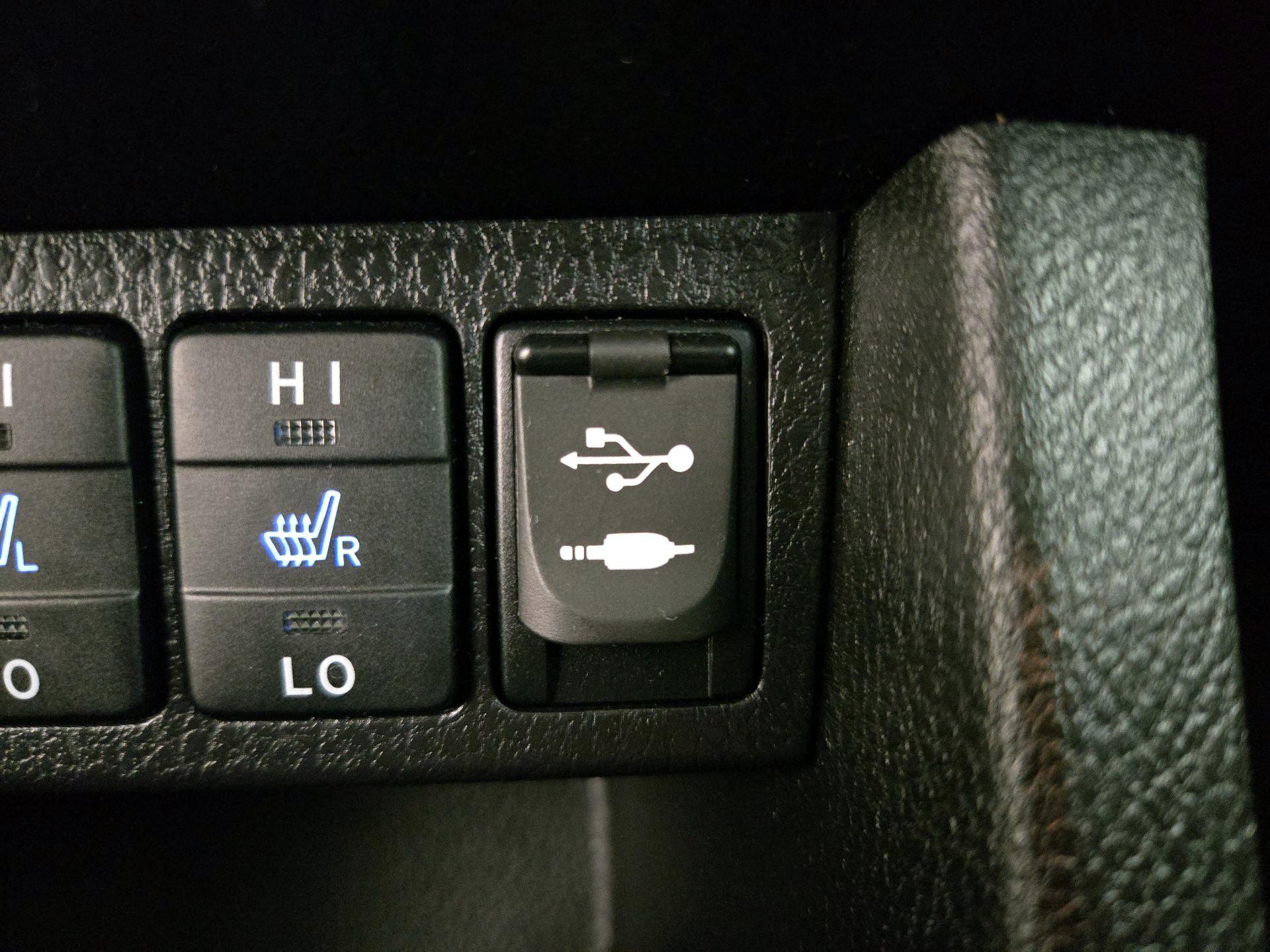 Thumbnail: 2017 Toyota Corolla - 18