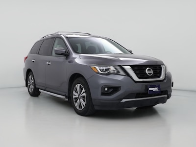 Gray 2018 Nissan Pathfinder SV