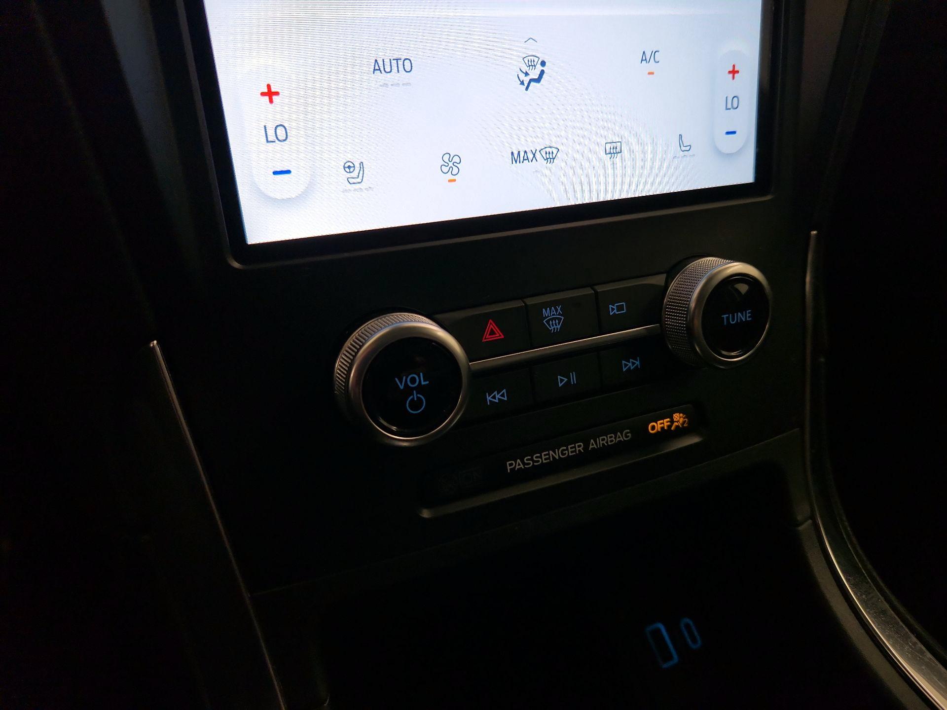 Thumbnail: 2024 Ford Edge - 16