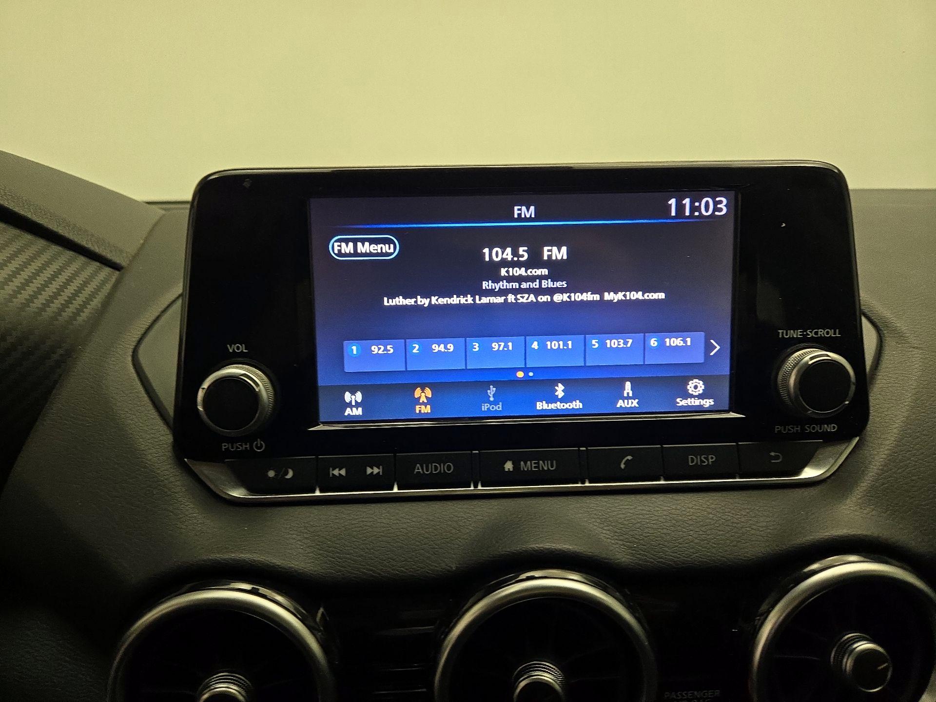 Thumbnail: 2020 Nissan Sentra - 15