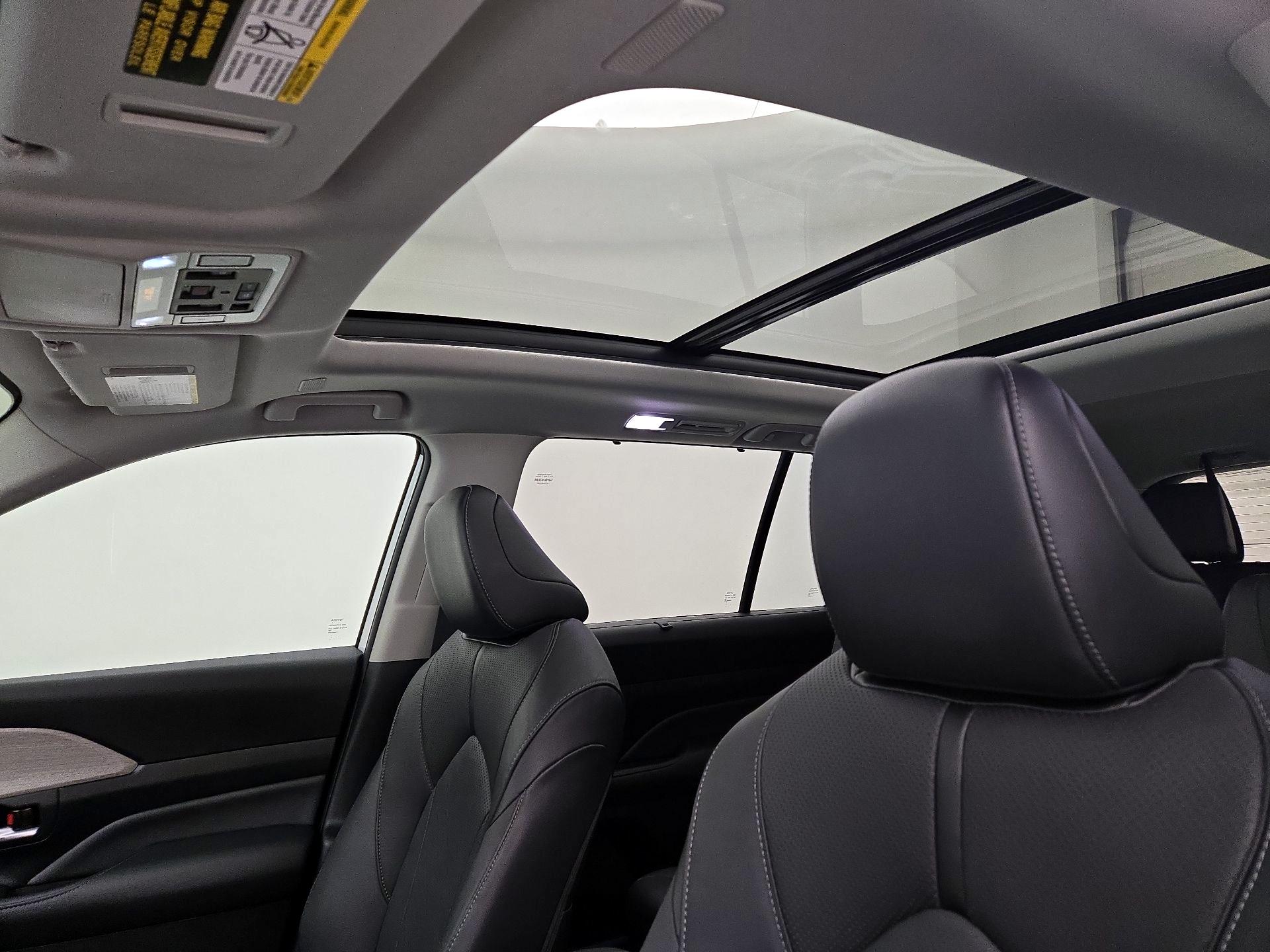 Thumbnail: 2024 Toyota Highlander - 19